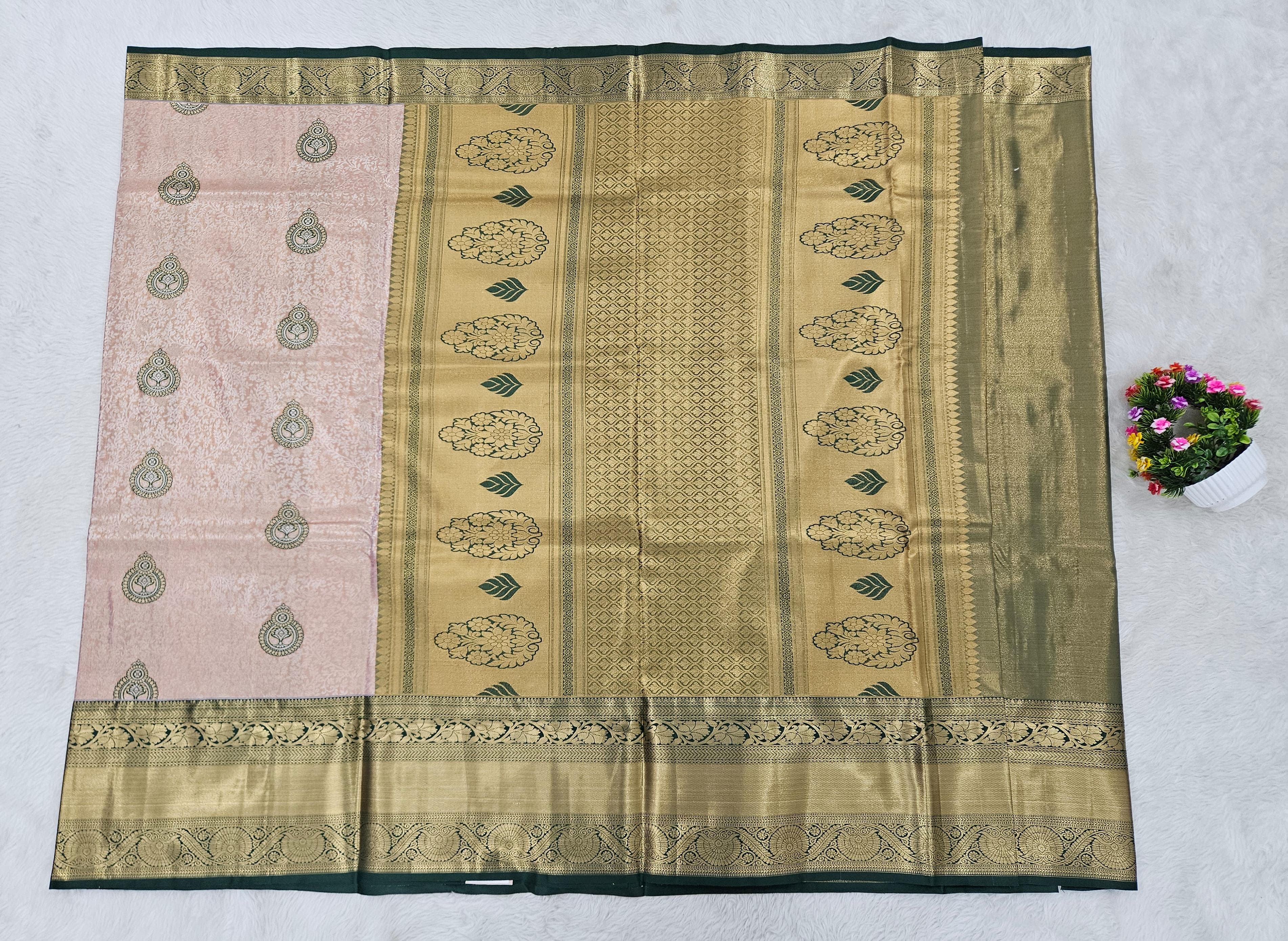 Semi kanchipattu saree
