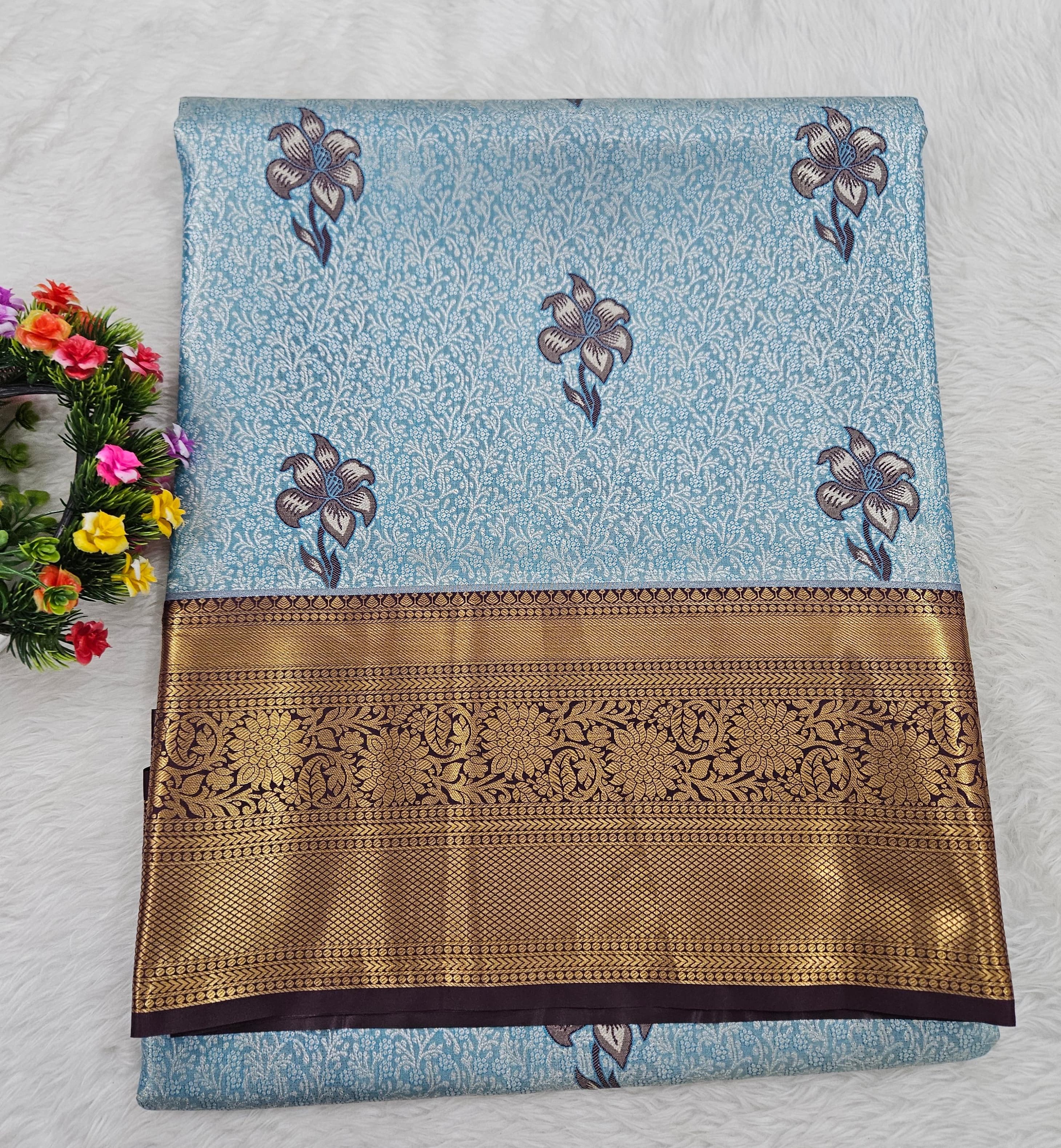 Semi kanchipattu saree