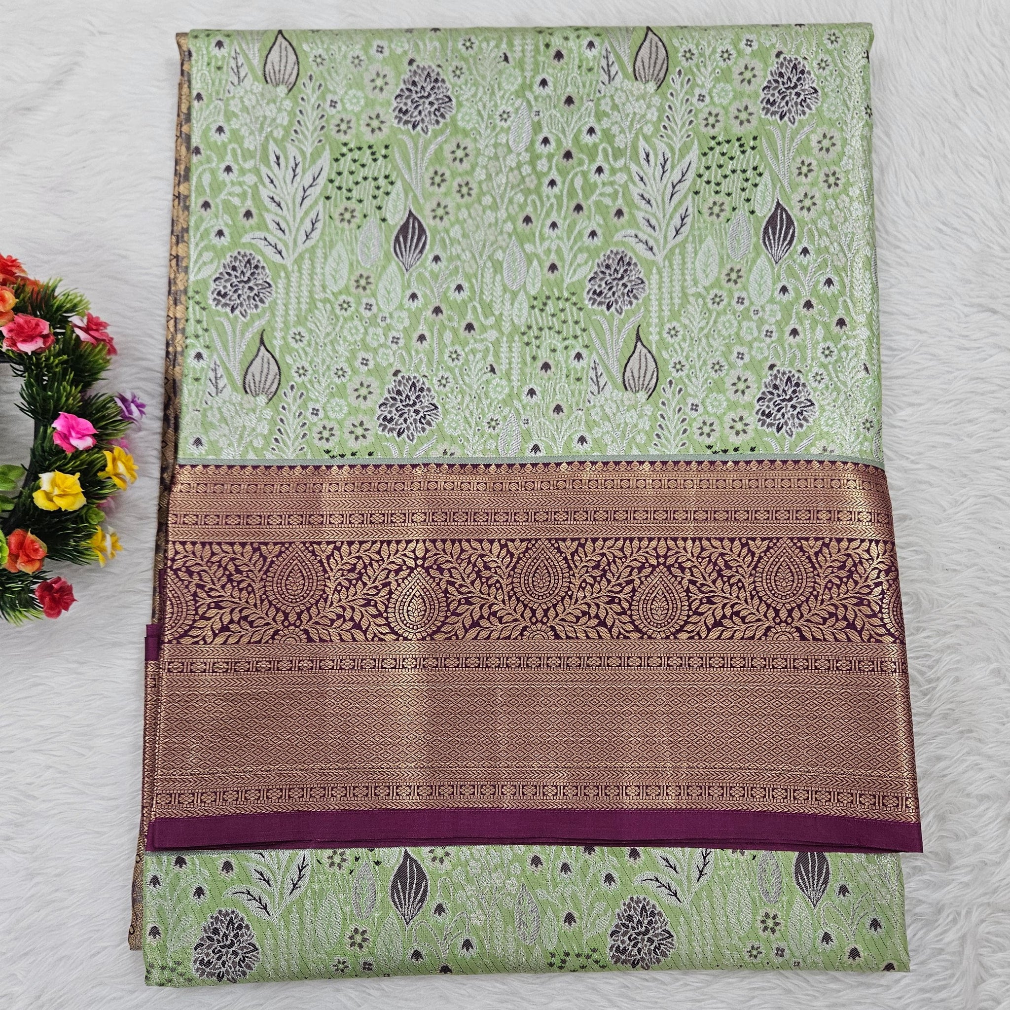Semi kanchipattu saree