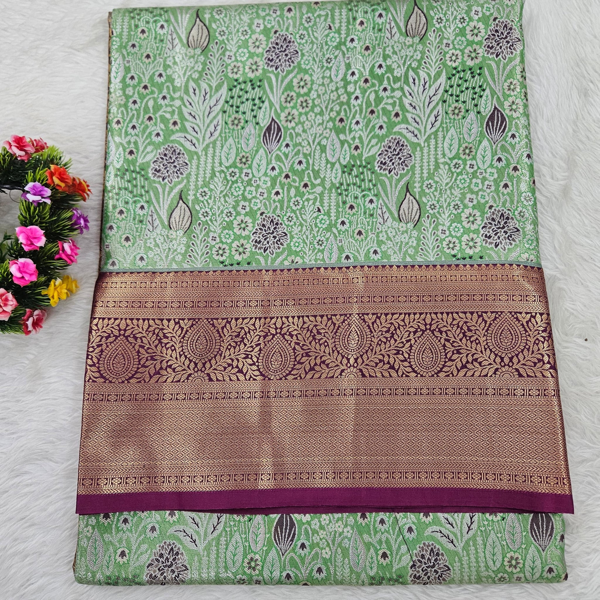 Semi kanchipattu saree