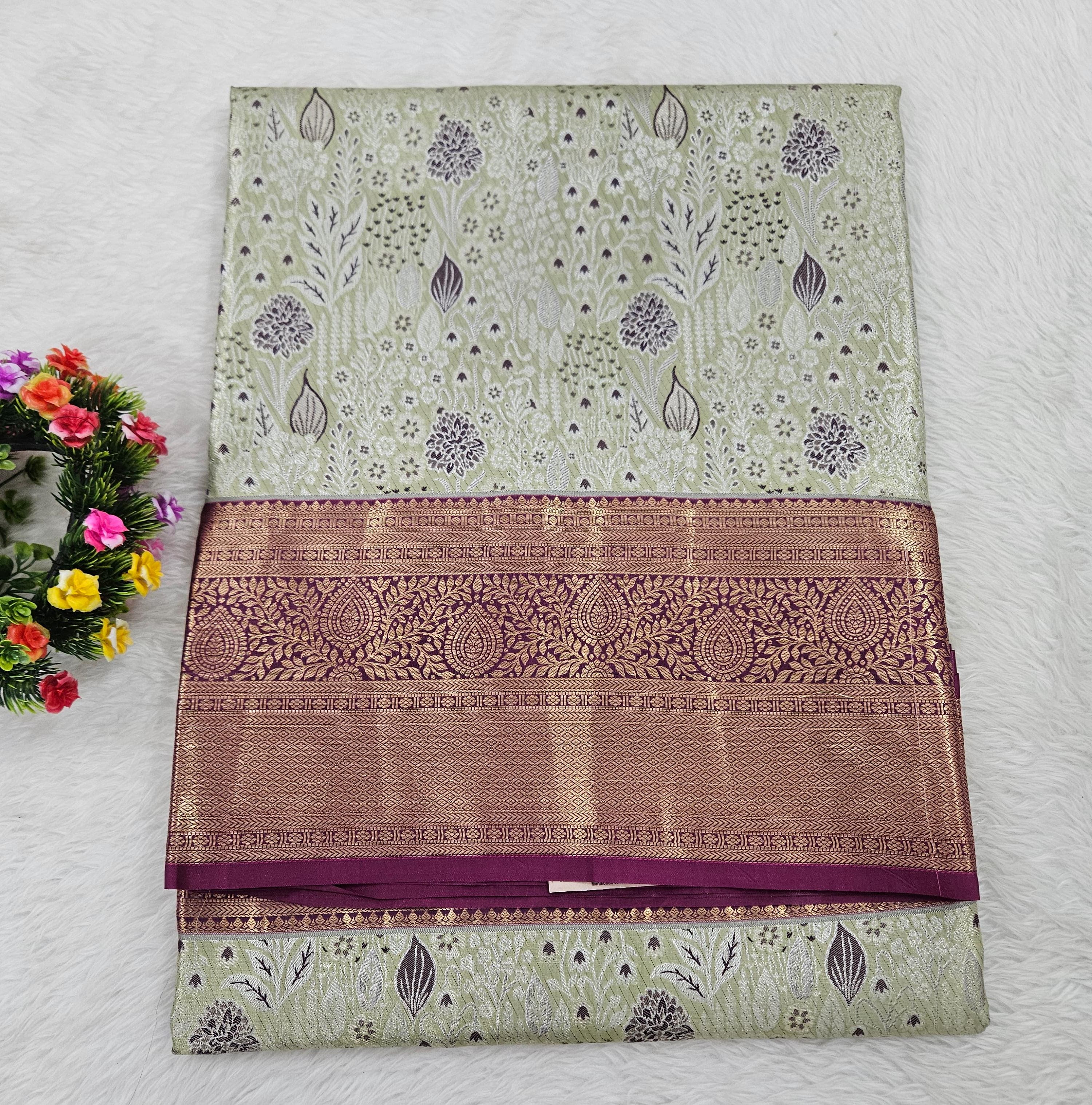 Semi kanchipattu saree
