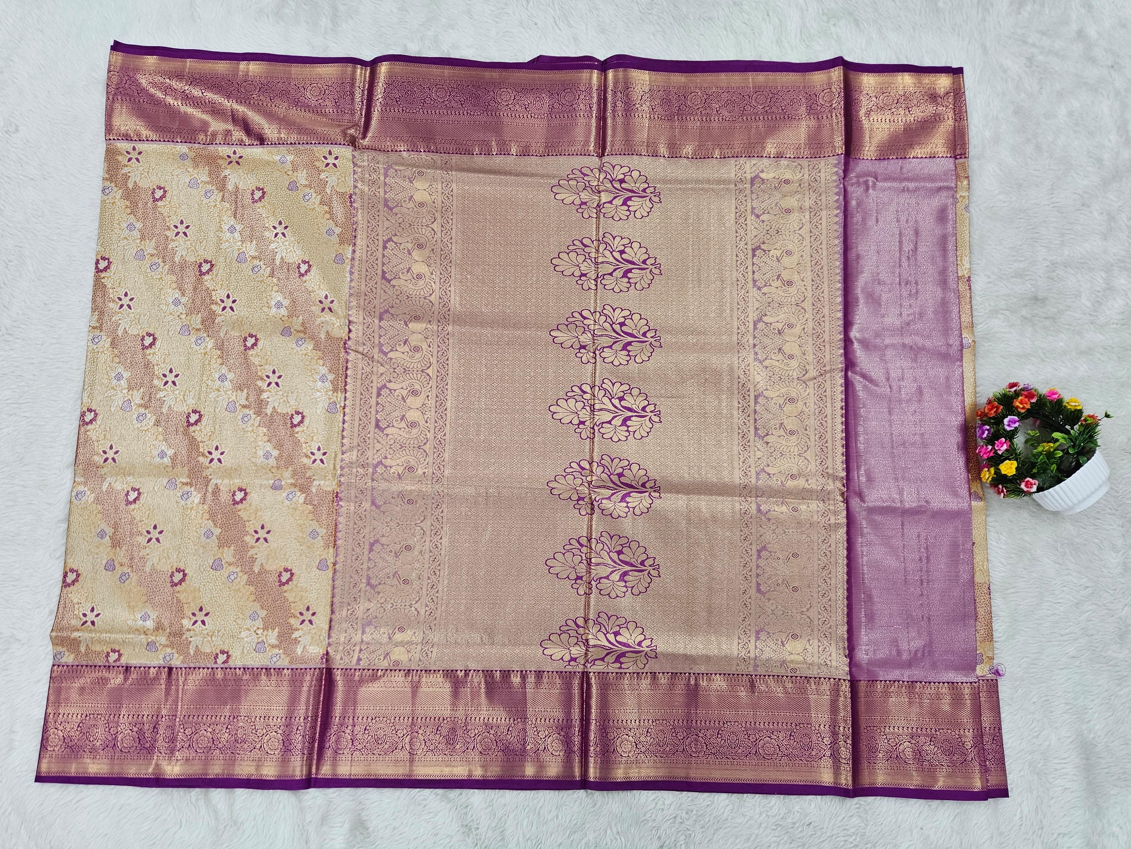 Semi kanchipattu saree