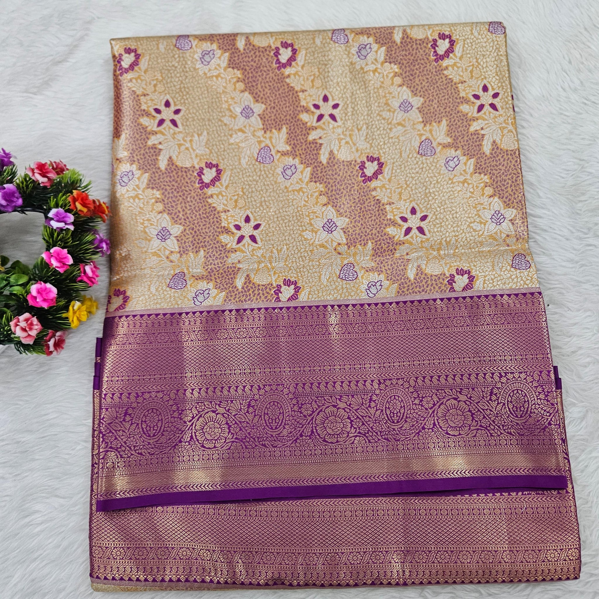 Semi kanchipattu saree