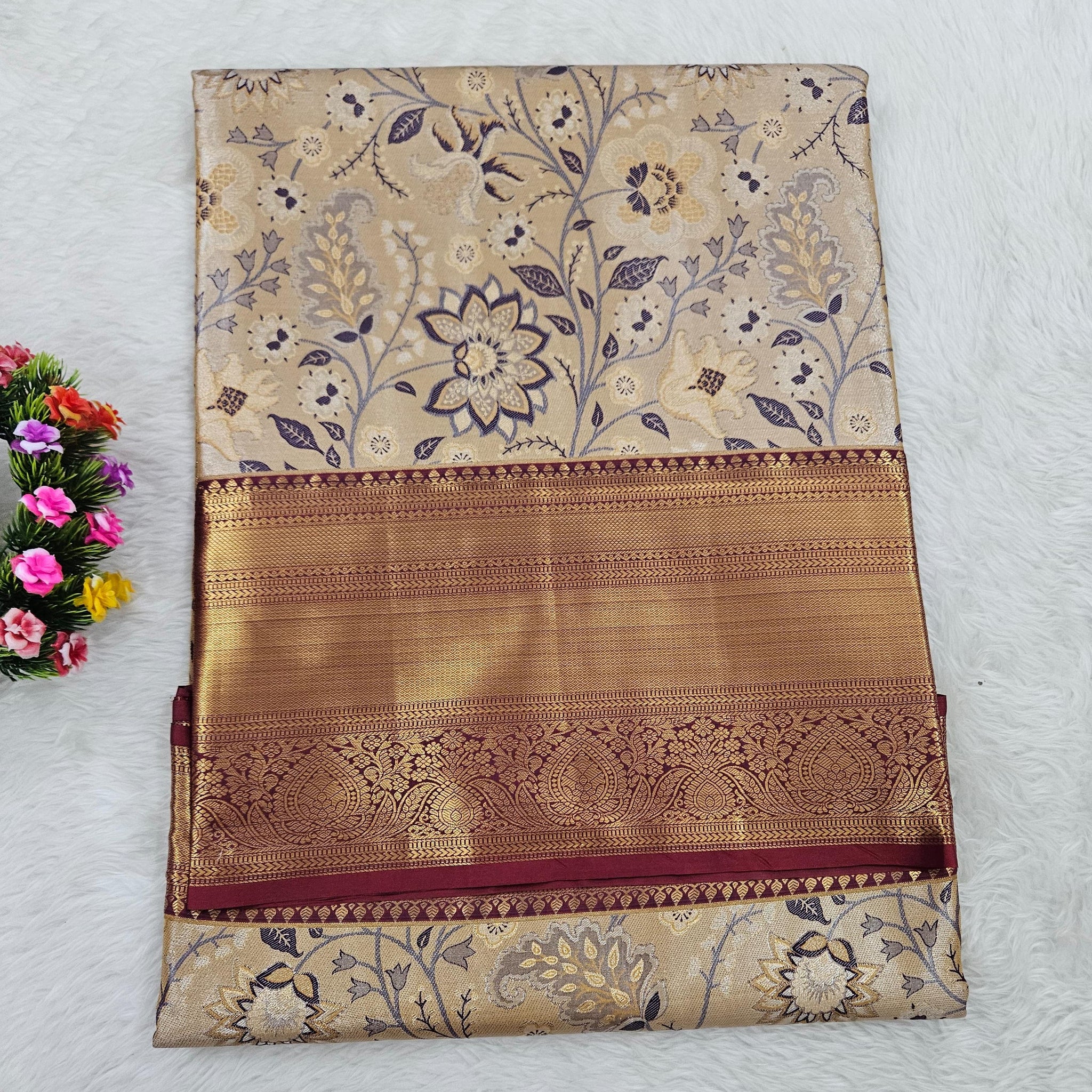 Semi kanchipattu saree