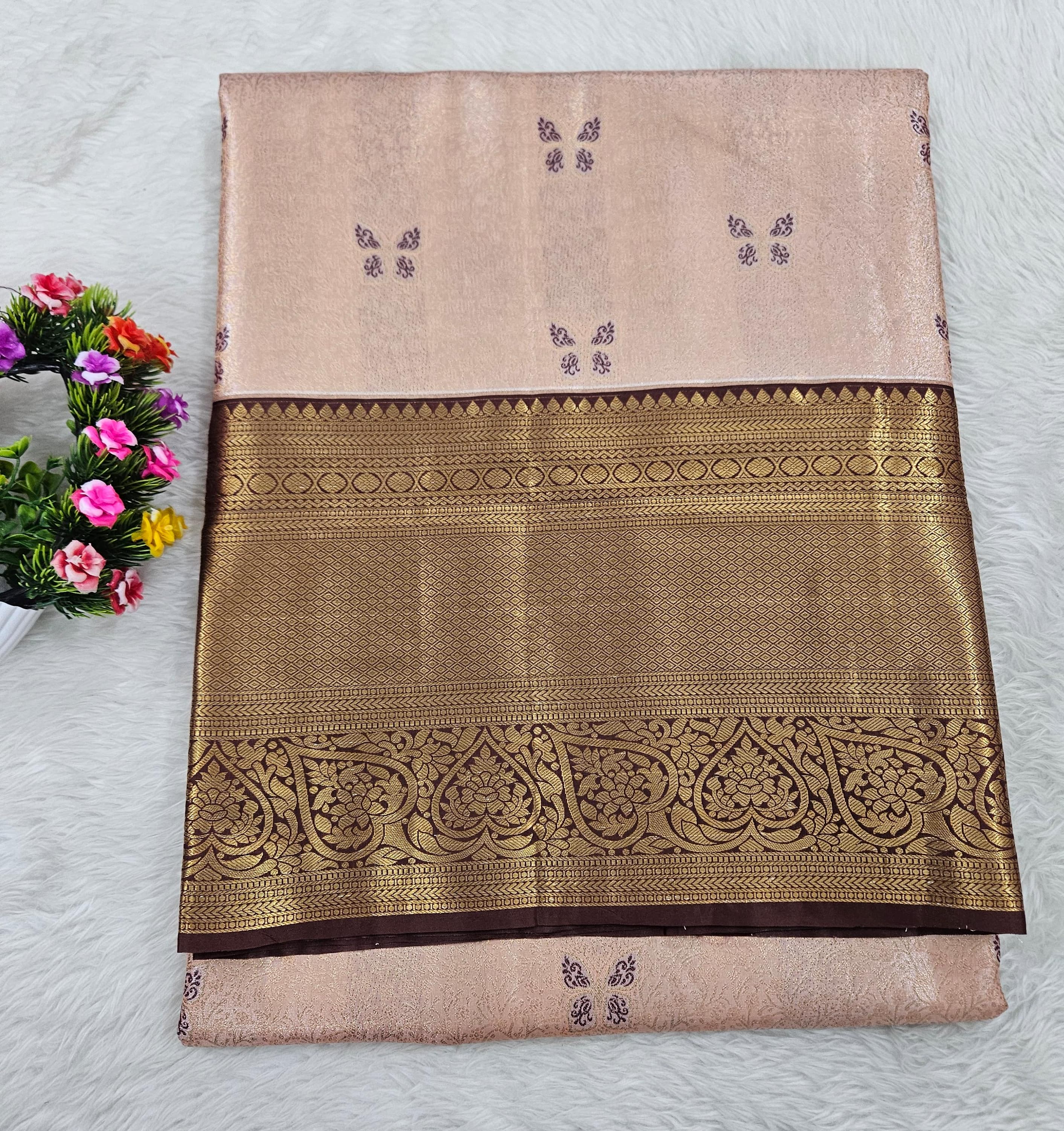 Semi kanchipattu saree