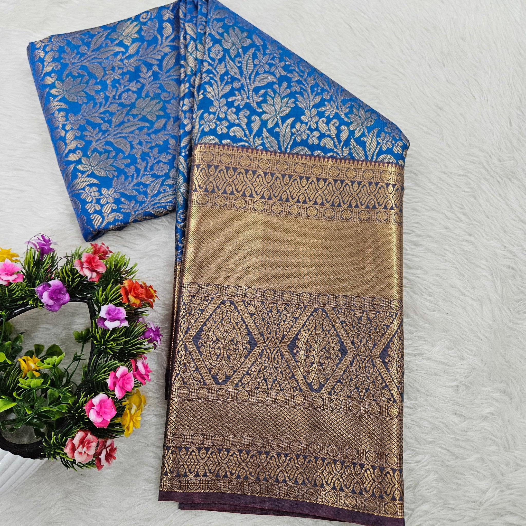 Semi kanchi pattu resham saree