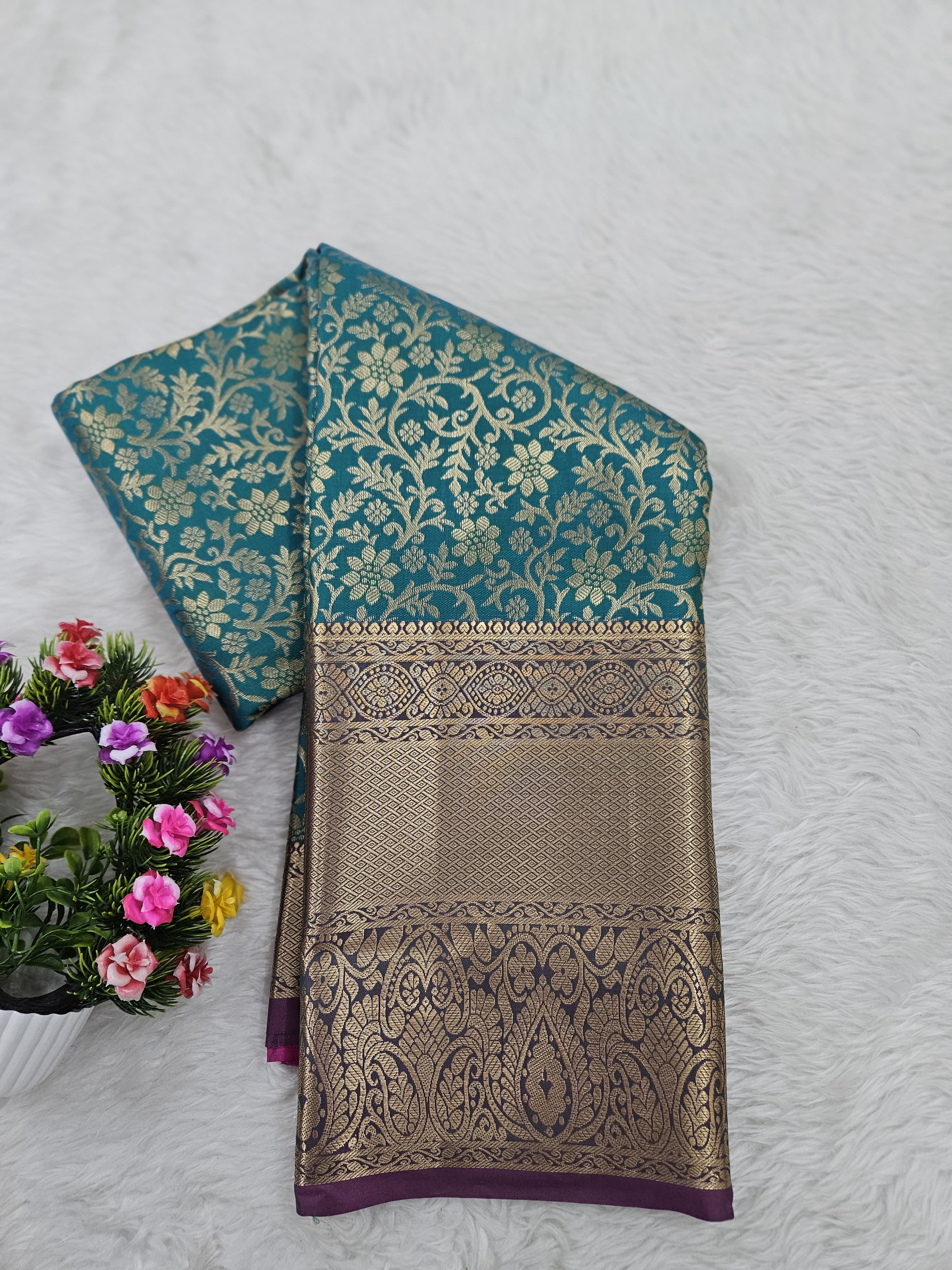 Semi kanchi pattu resham saree