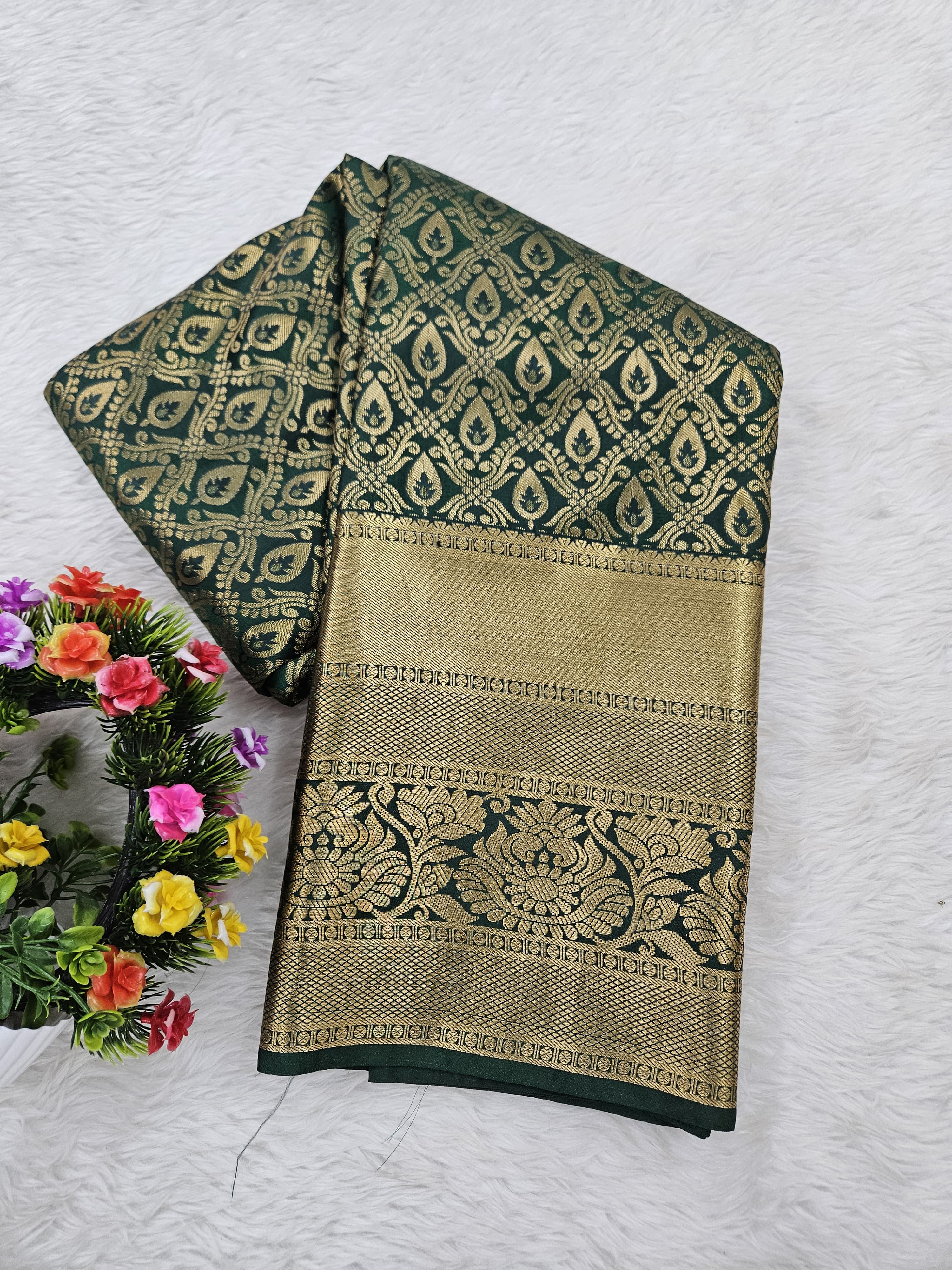 Semi kanchi pattu resham saree