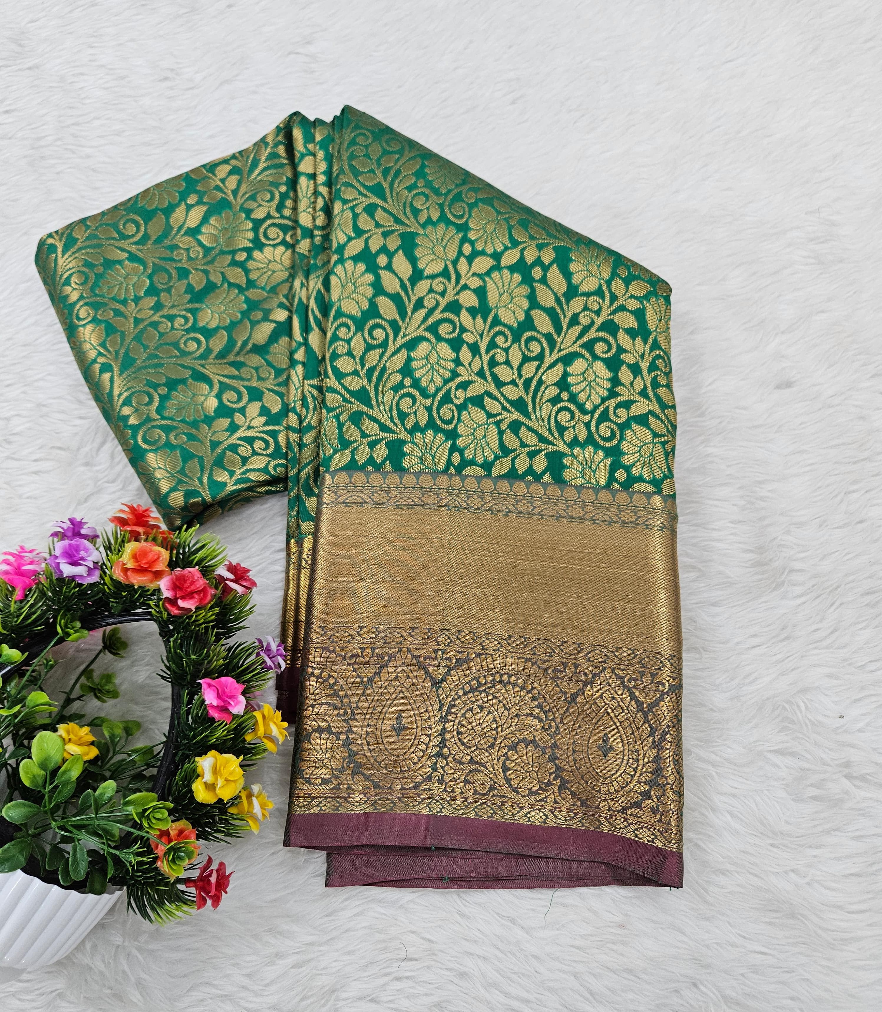 Semi kanchi pattu resham saree