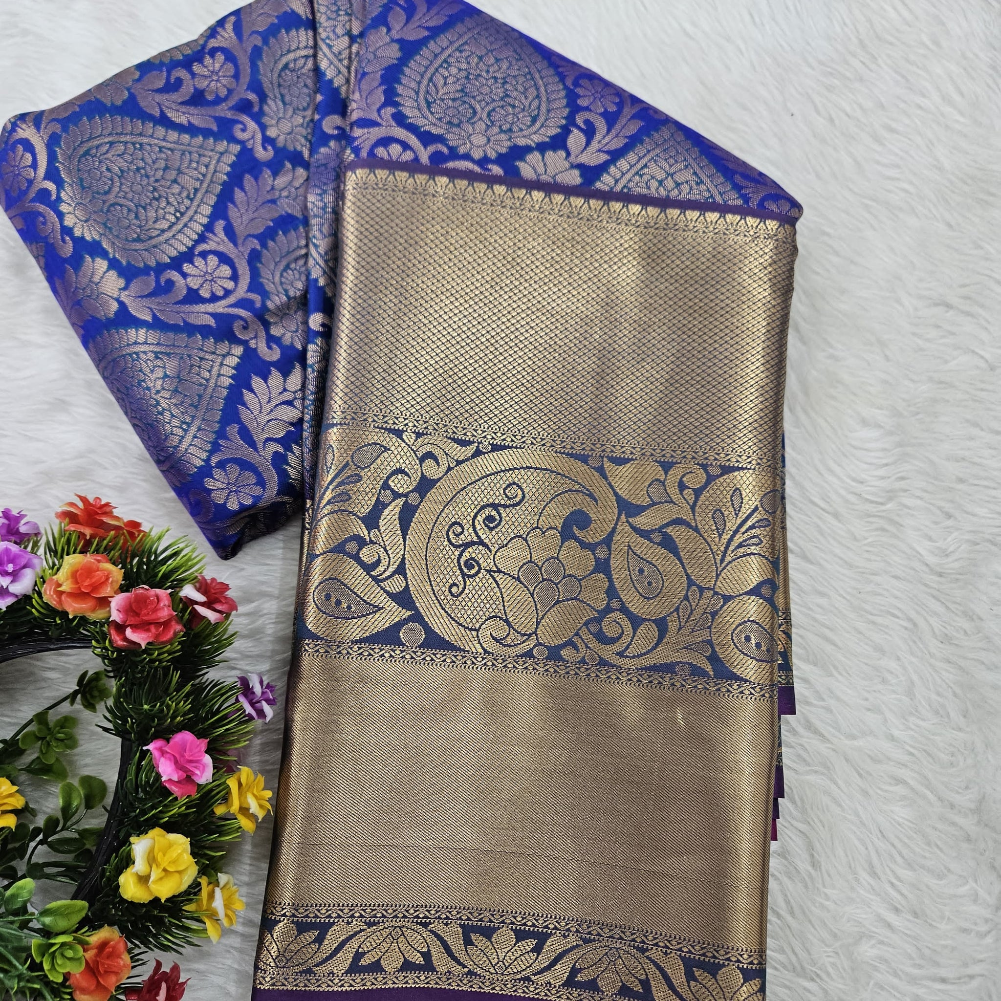 Semi kanchi pattu resham saree