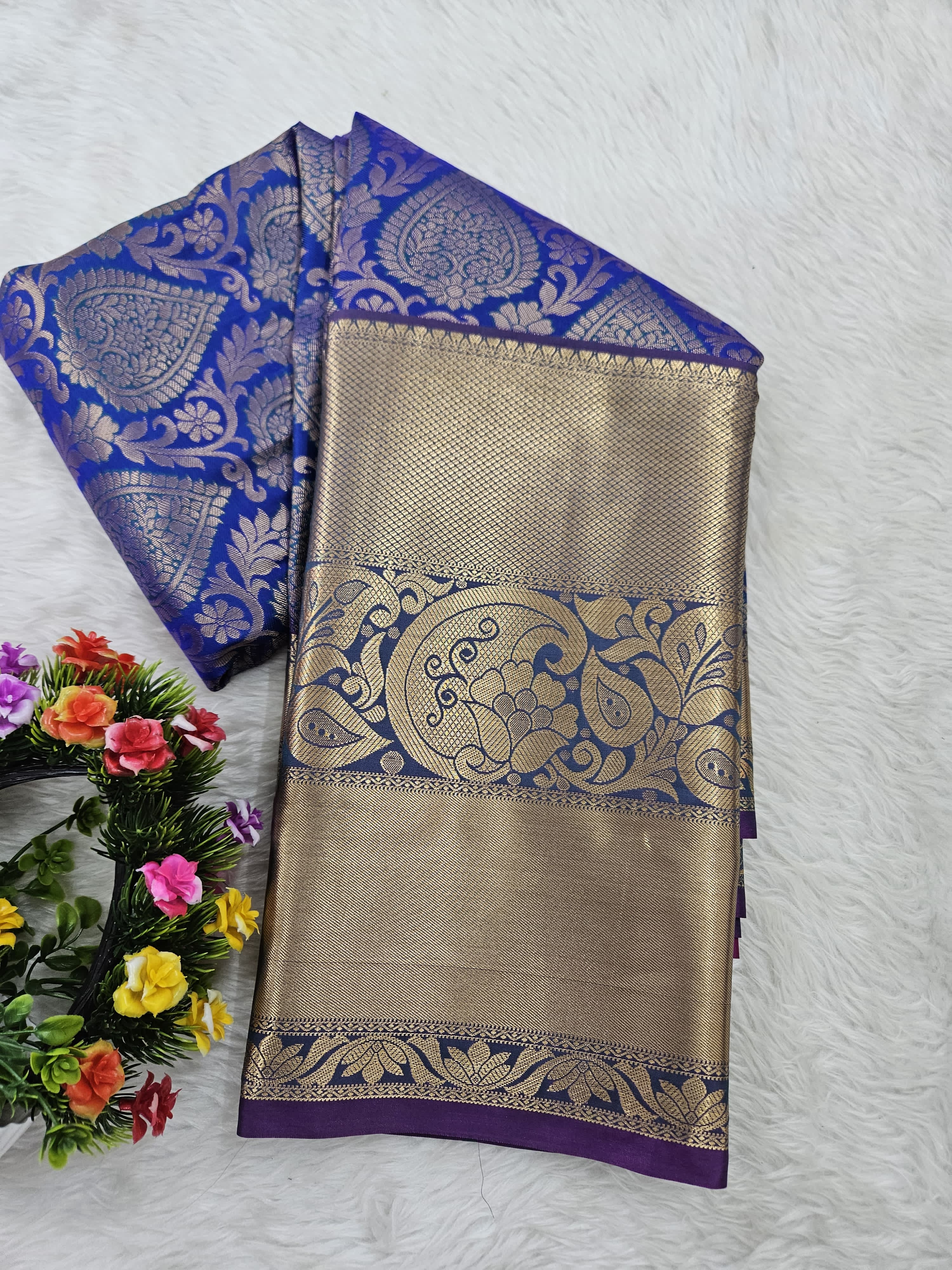 Semi kanchi pattu resham saree