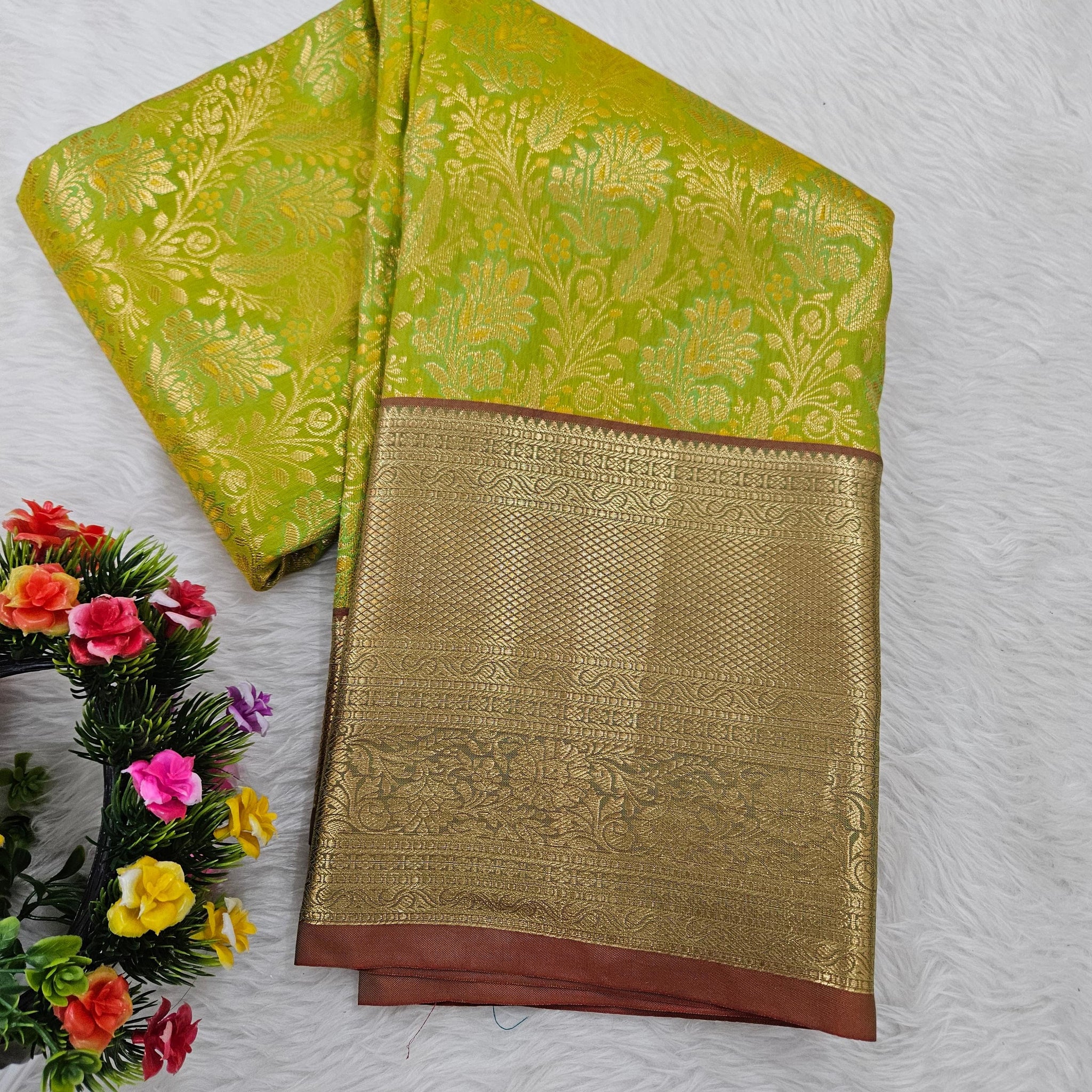 Semi kanchi pattu resham saree