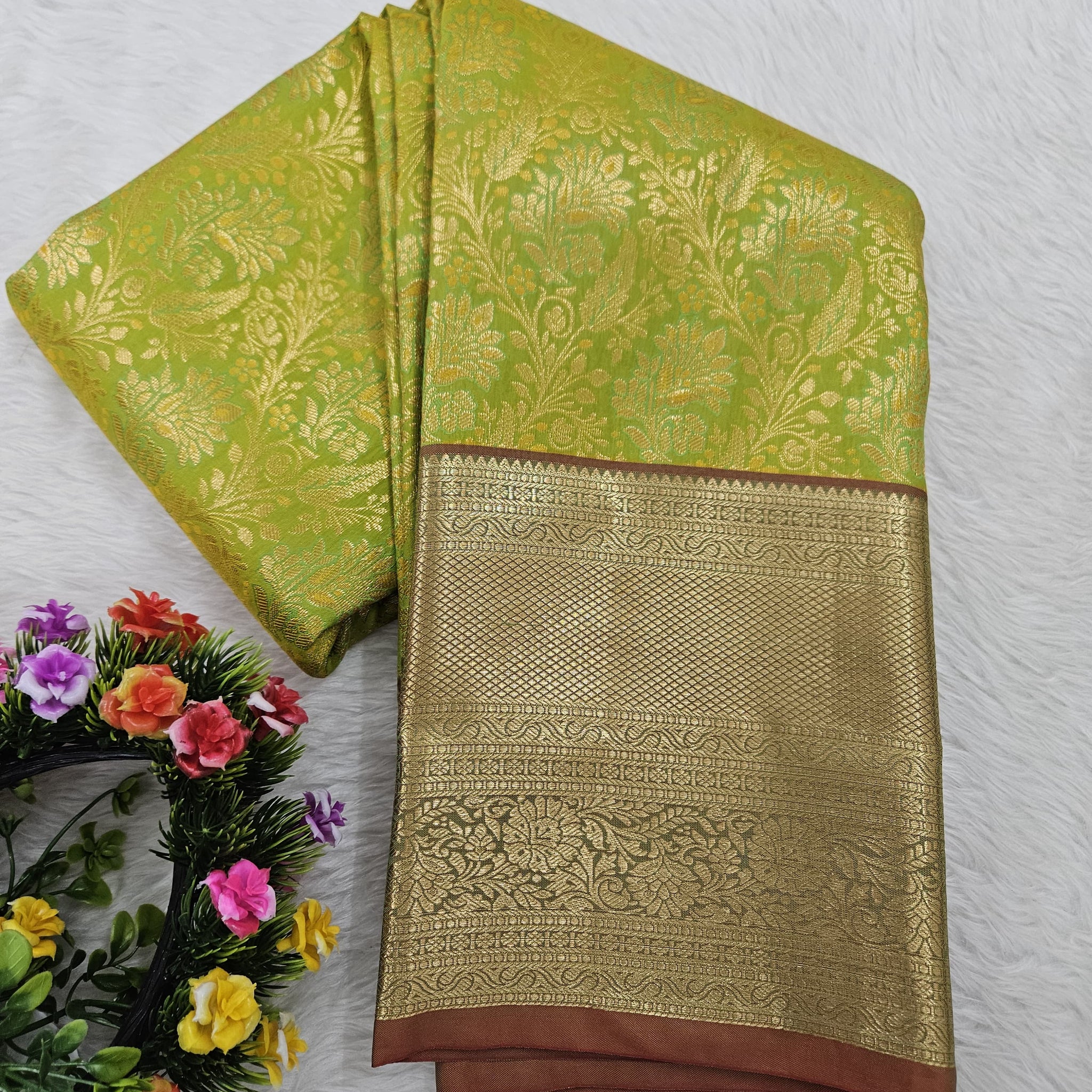 Semi kanchi pattu resham saree