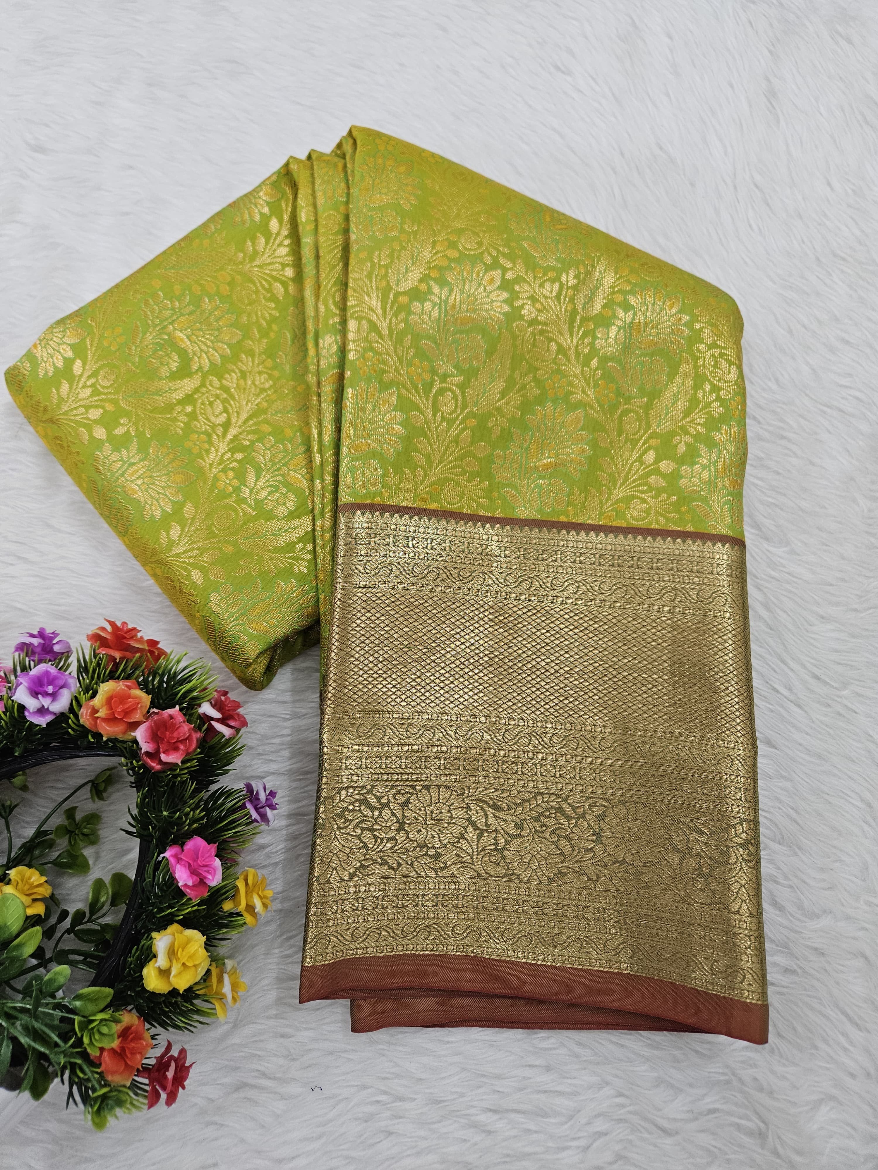 Semi kanchi pattu resham saree