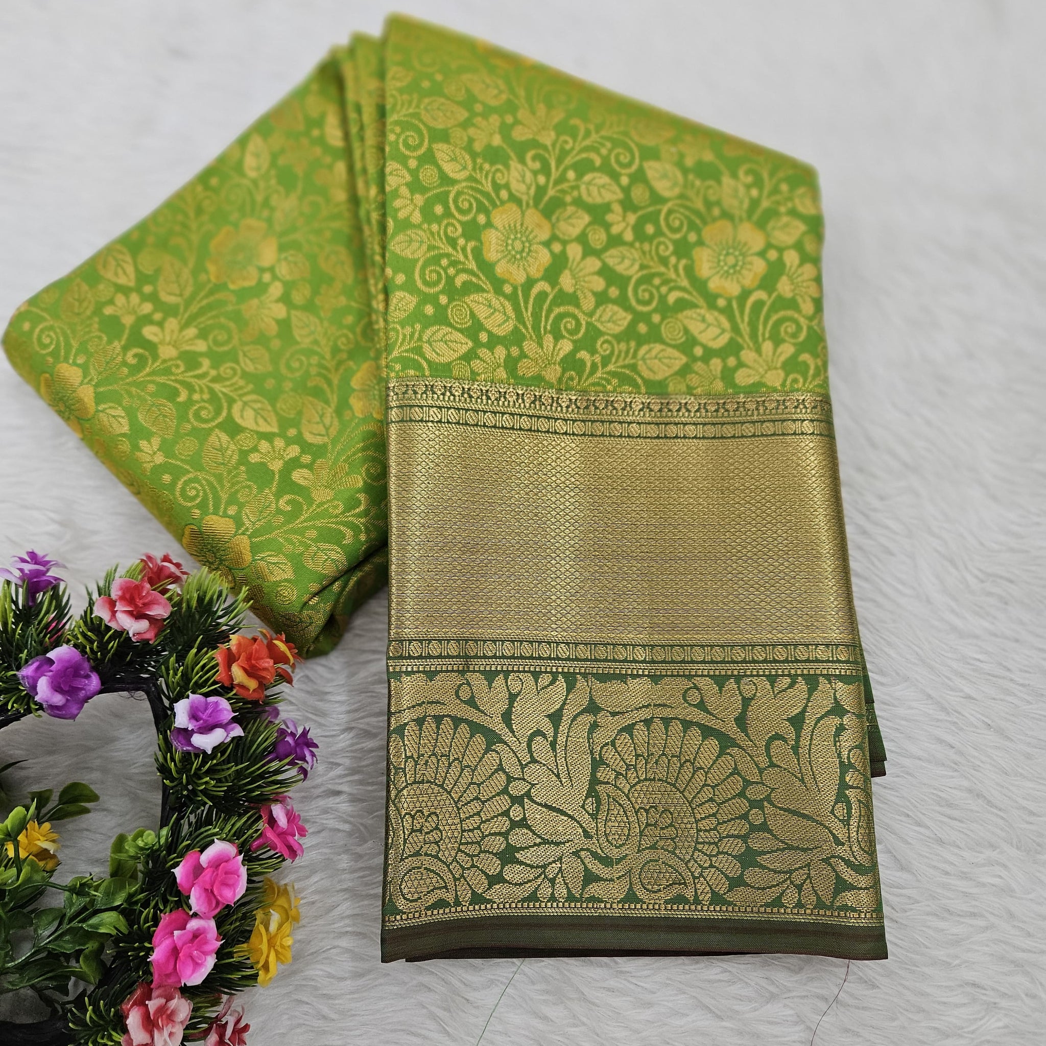 Semi kanchipattu resham saree