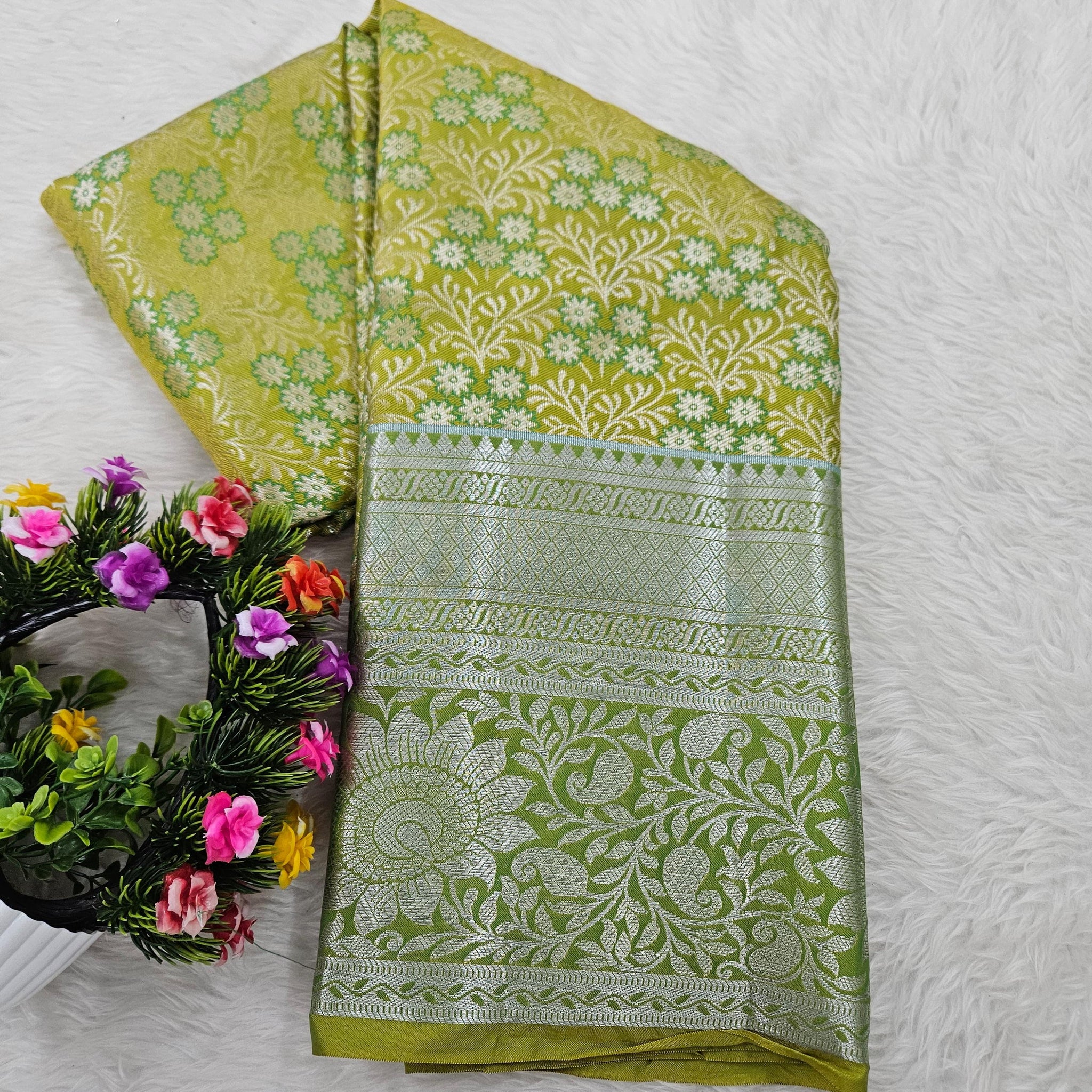 Semi kanchipattu resham saree
