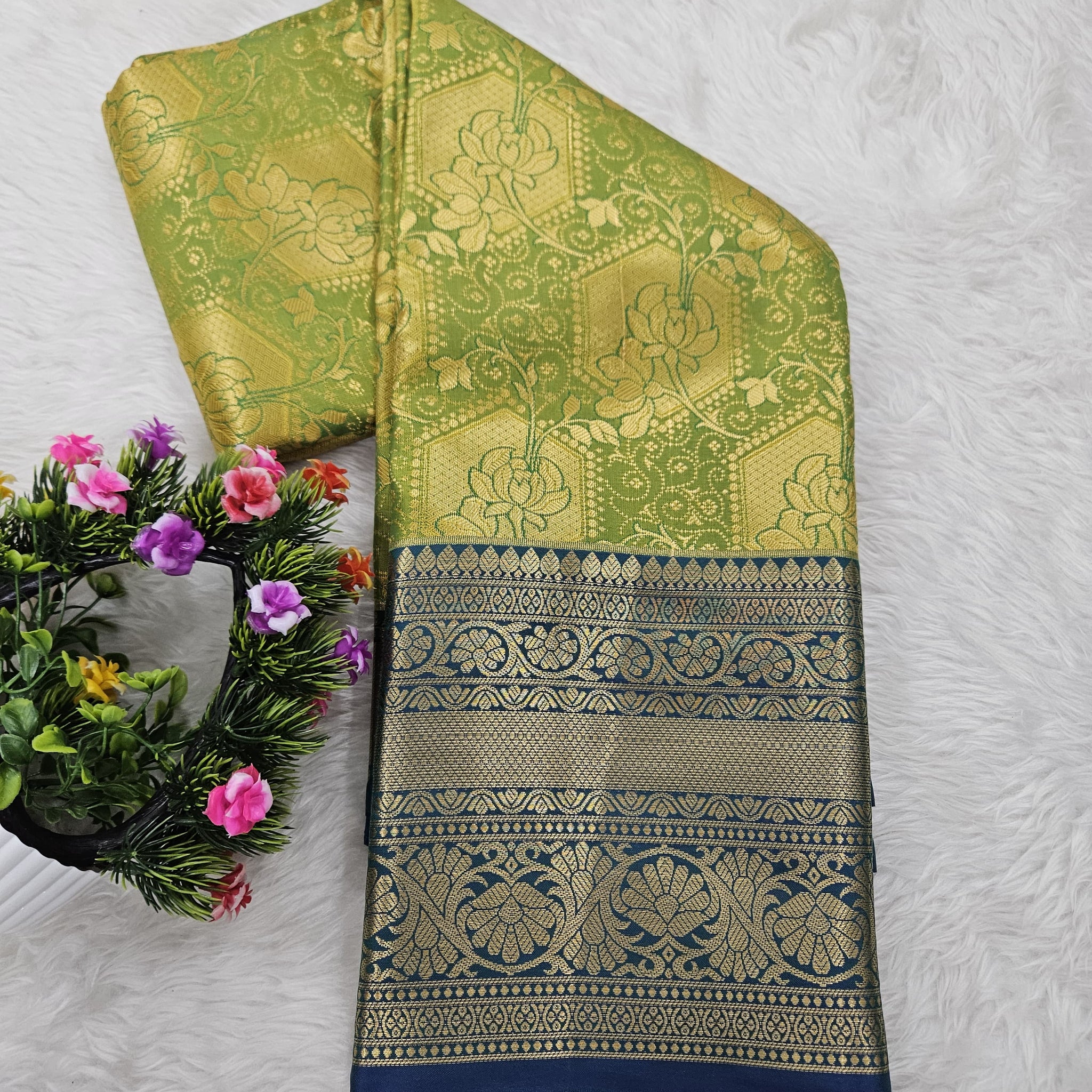 Semi kanchipattu resham saree