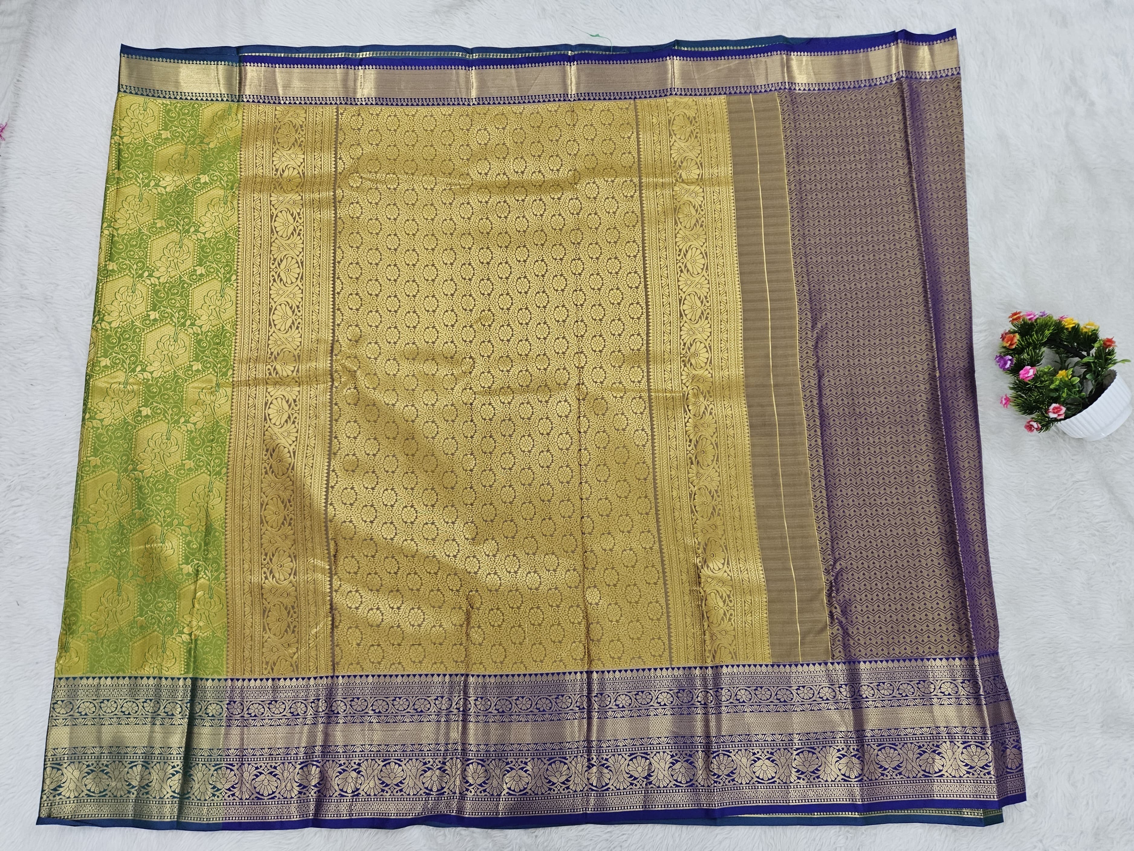 Semi kanchipattu resham saree