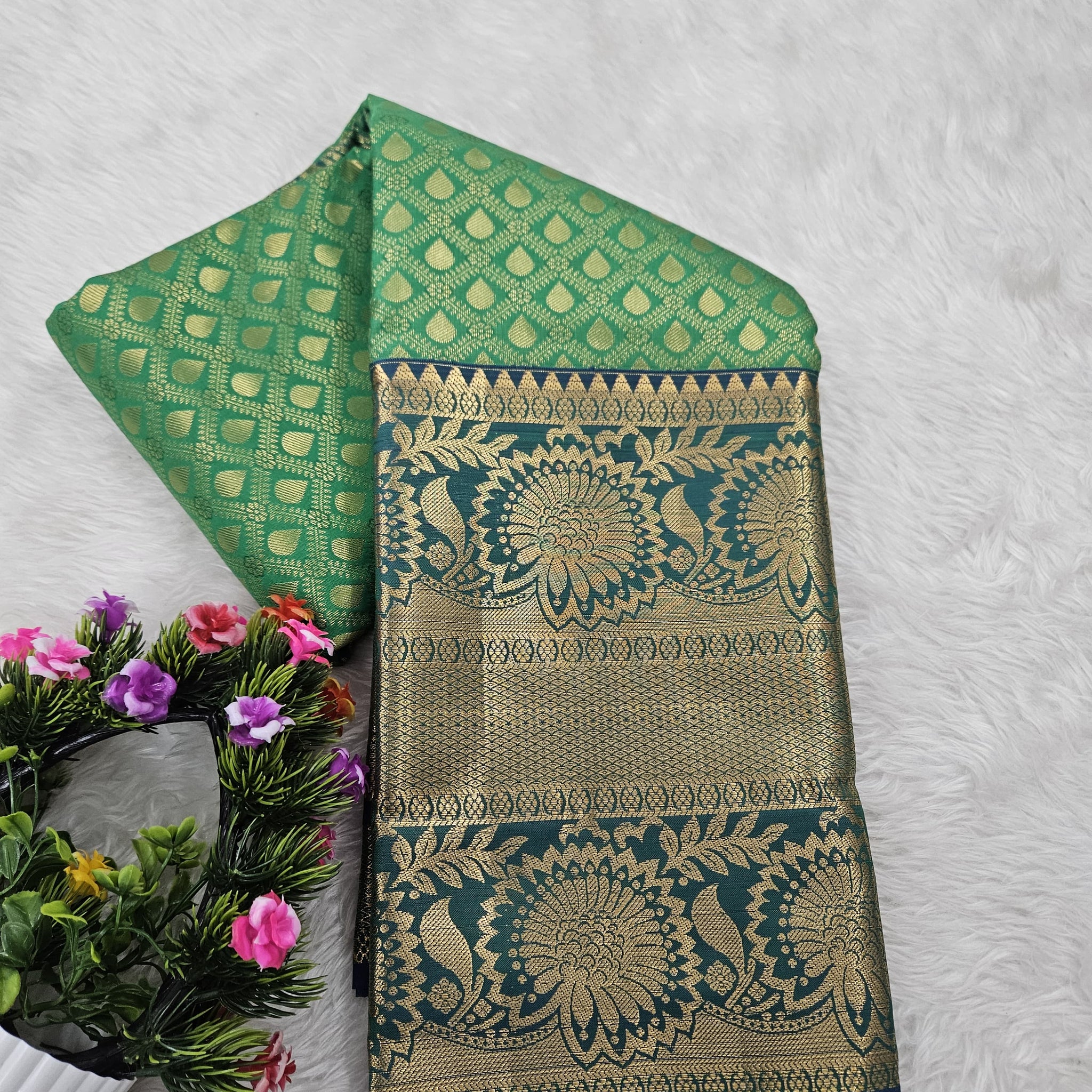 Semi kanchipattu resham saree