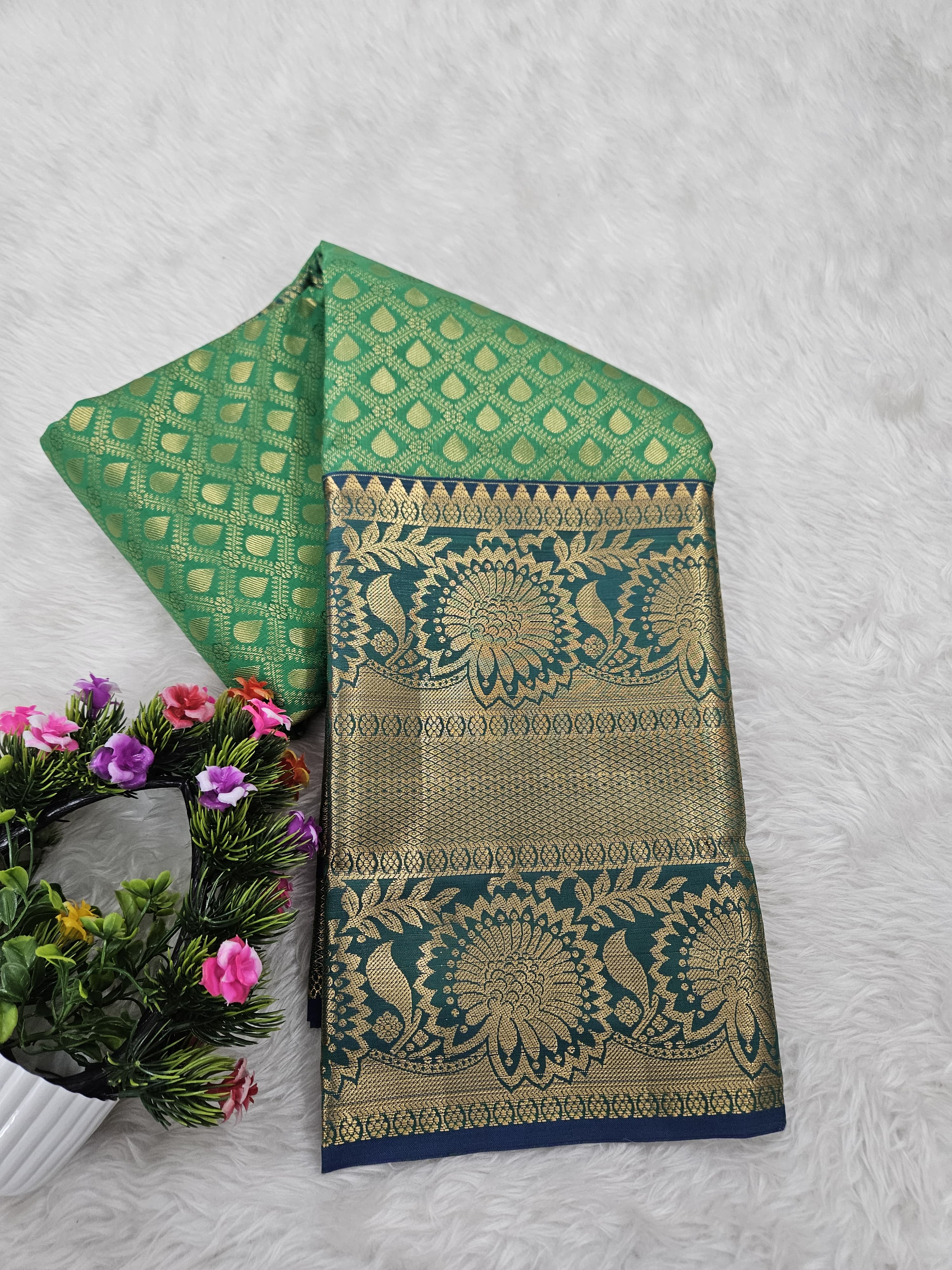 Semi kanchipattu resham saree