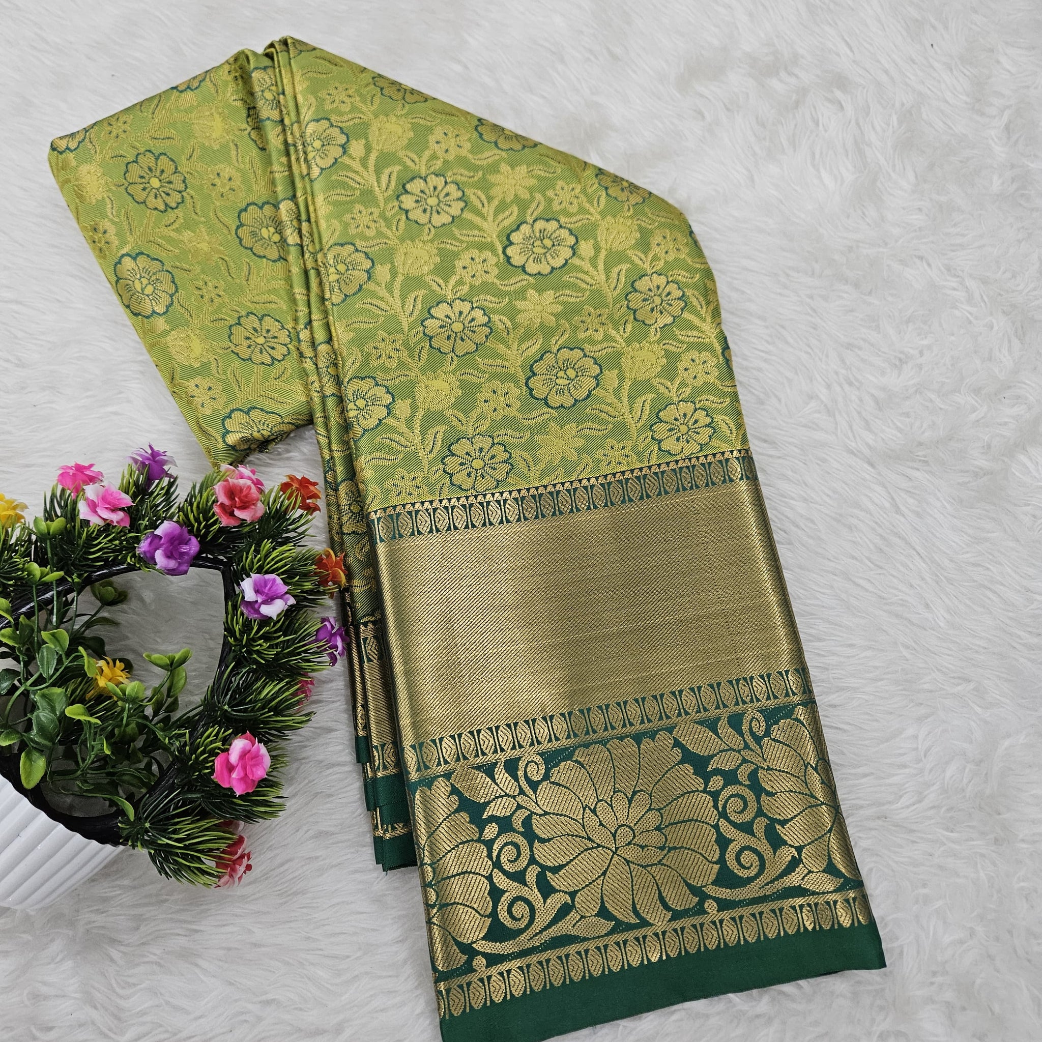 Semi kanchipattu resham saree