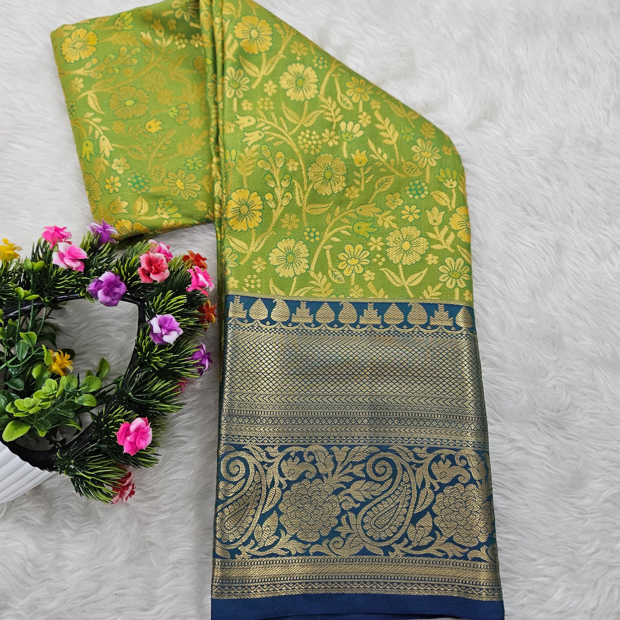 Semi kanchipattu resham saree