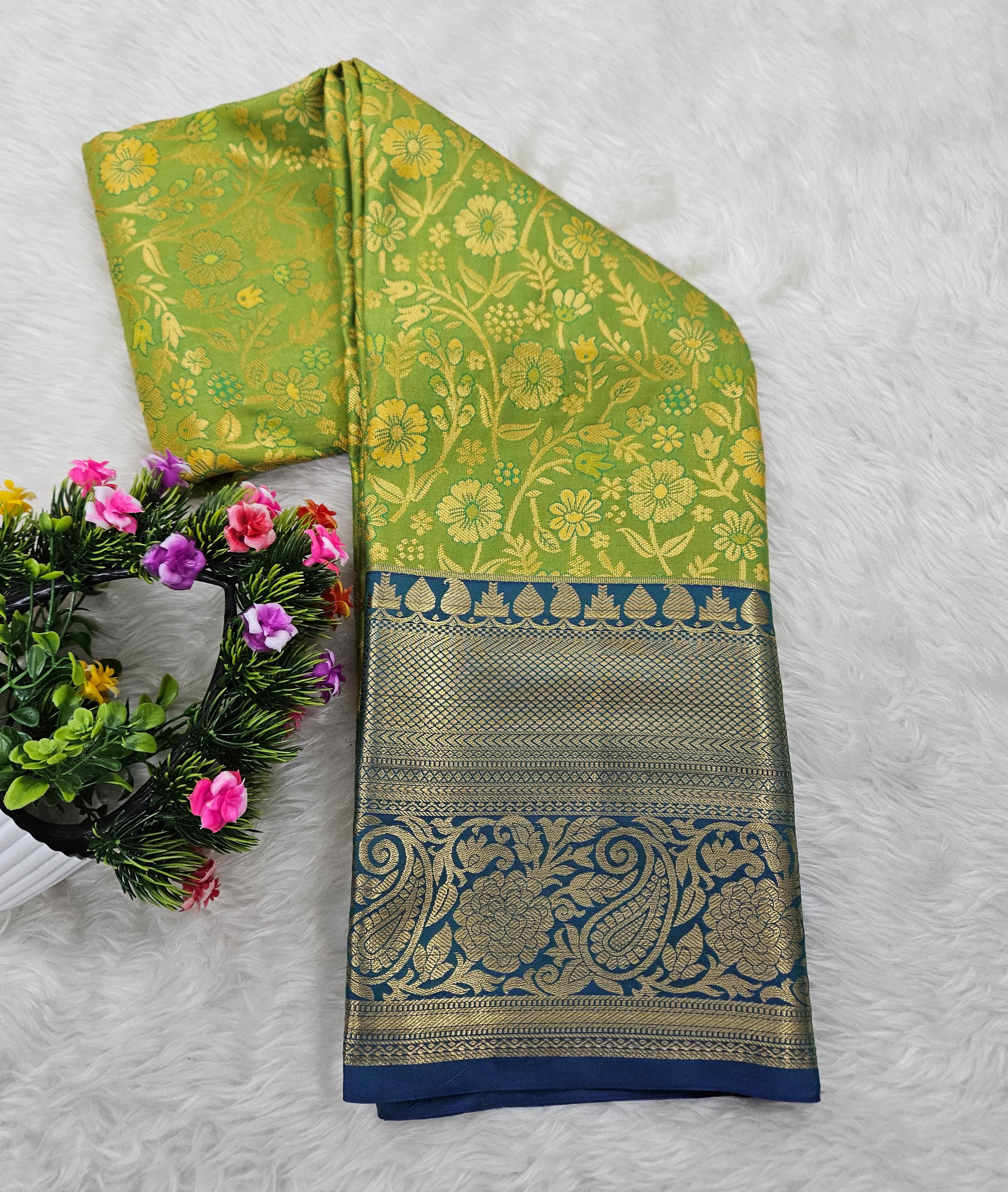 Semi kanchipattu resham saree