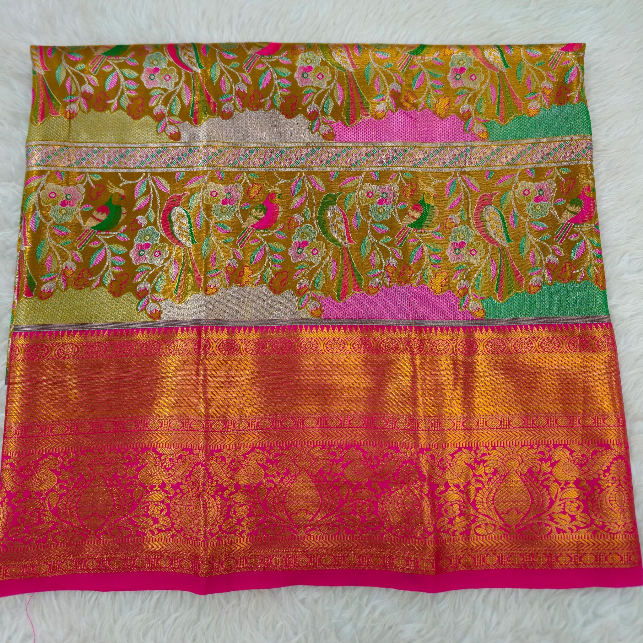 (2–5  Year) Lehenga – Unstitched (Blouse + Material)