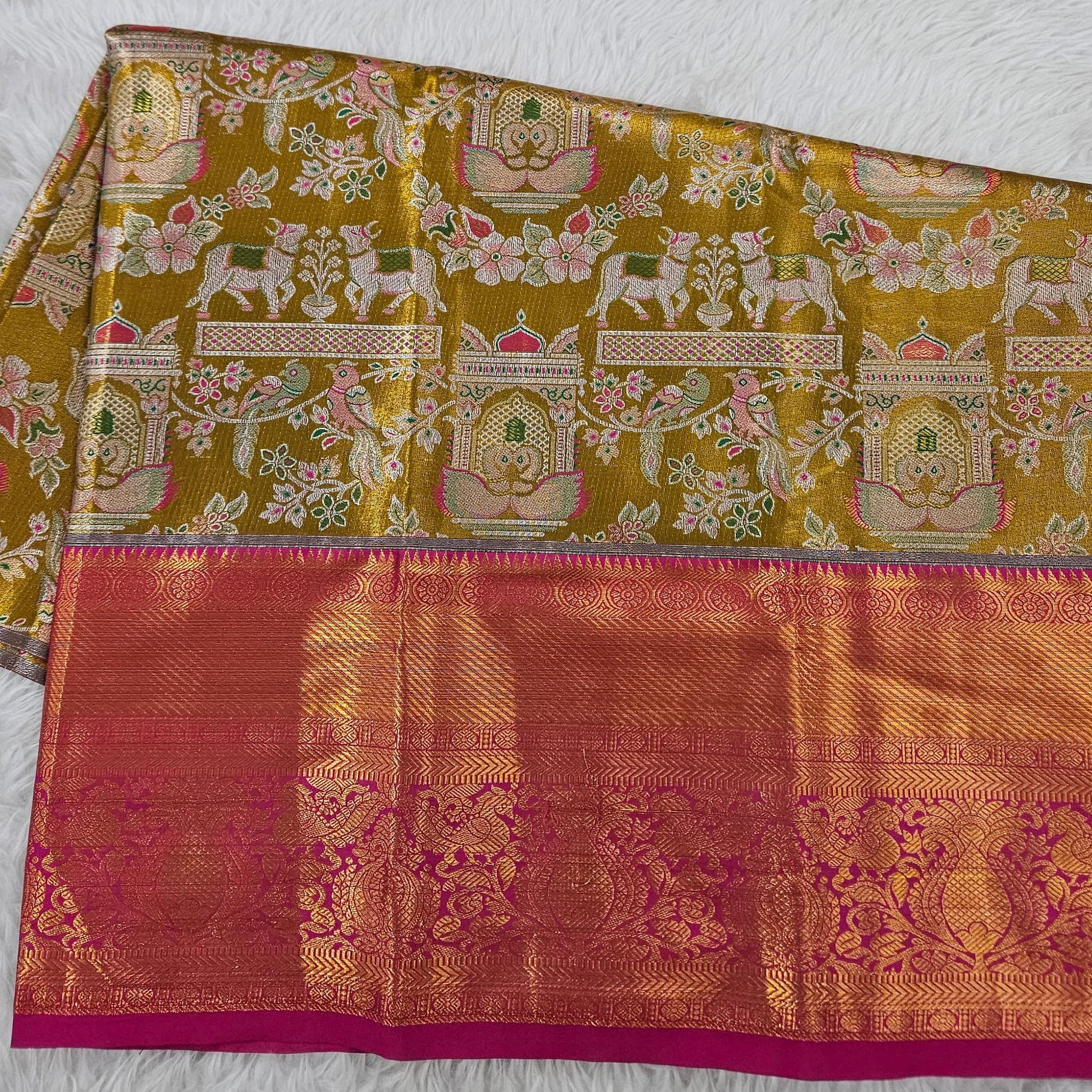(2–5  Year) Lehenga – Unstitched (Blouse + Material)