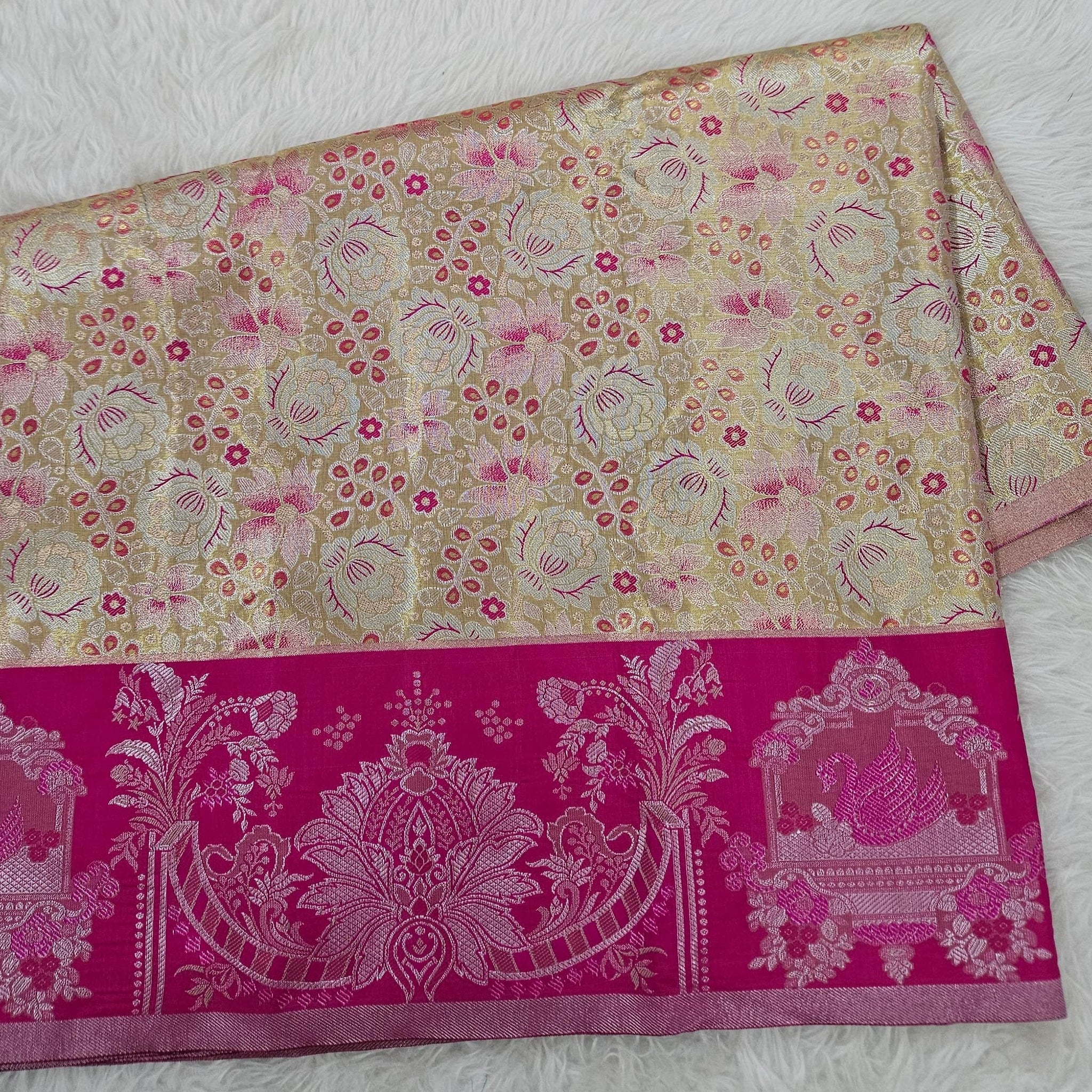 (2–5  Year) Lehenga – Unstitched (Blouse + Material)