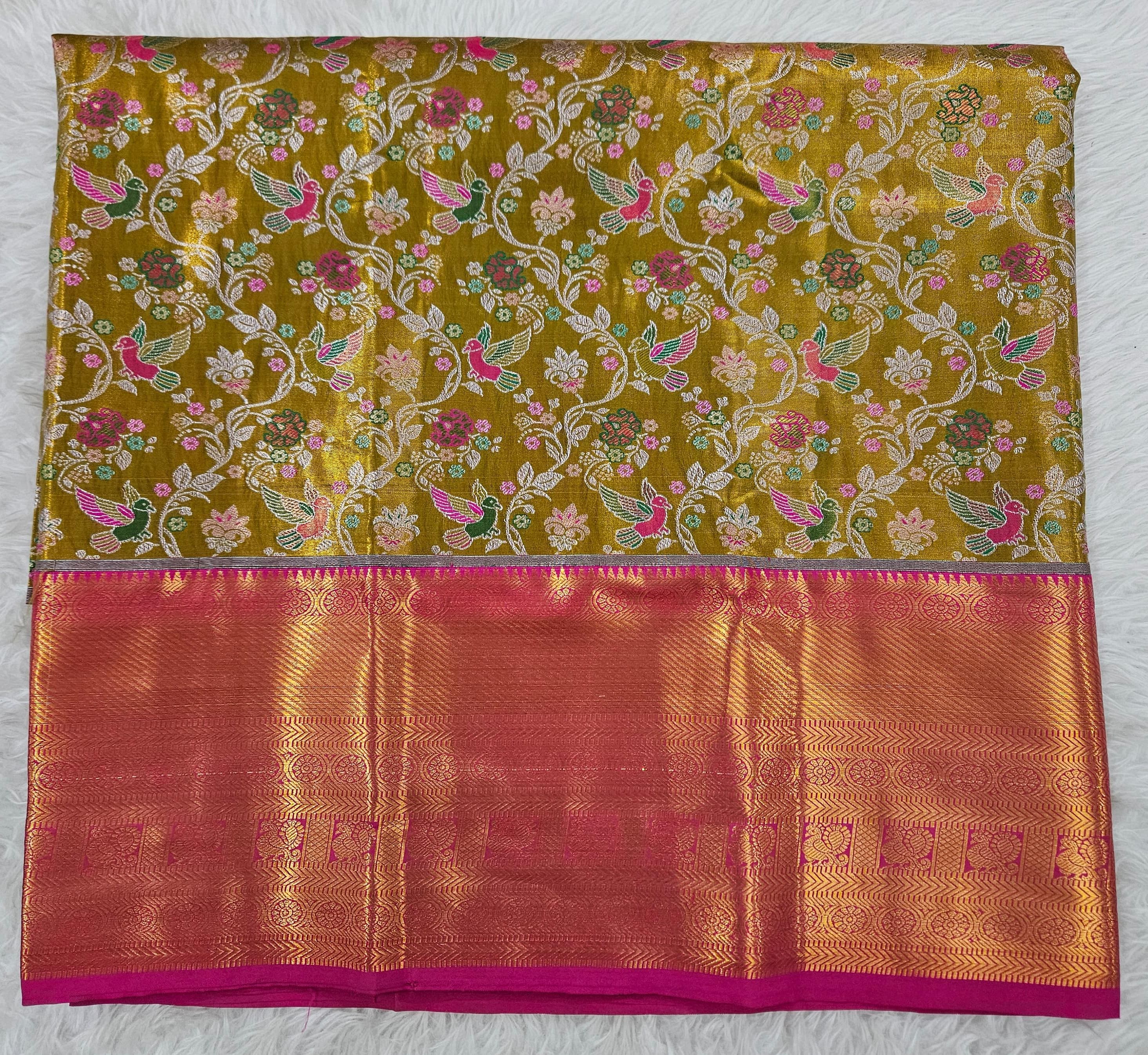 (2–5  Year) Lehenga – Unstitched (Blouse + Material)