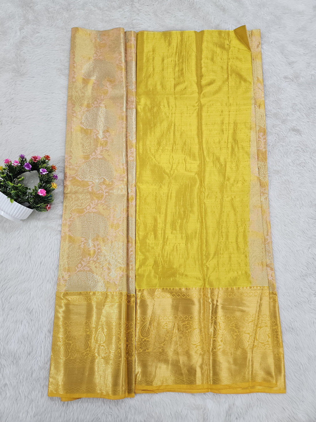 (10+ Year) Lehenga – Unstitched (Blouse + Material)