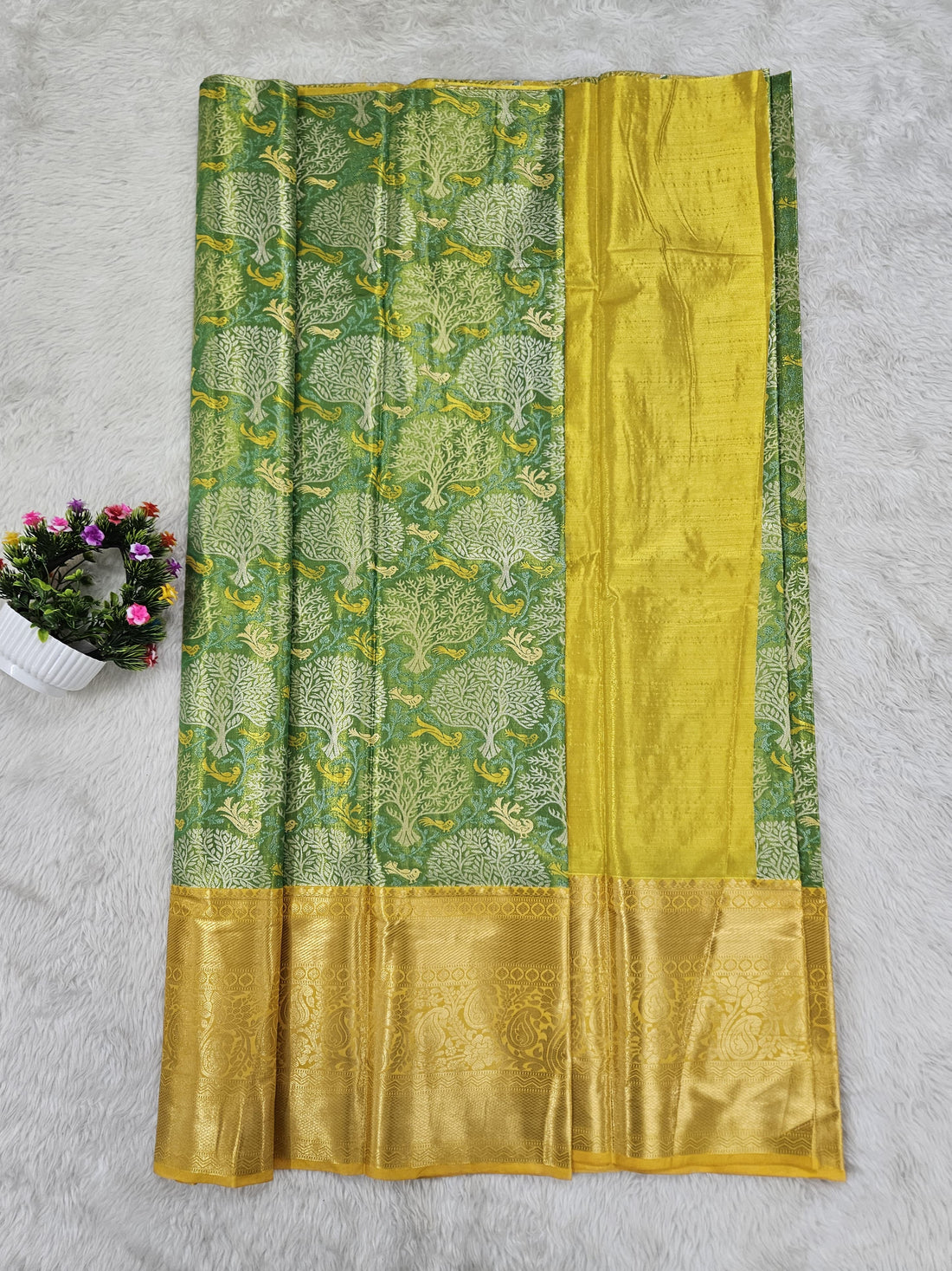 (10+ Year) Lehenga – Unstitched (Blouse + Material)