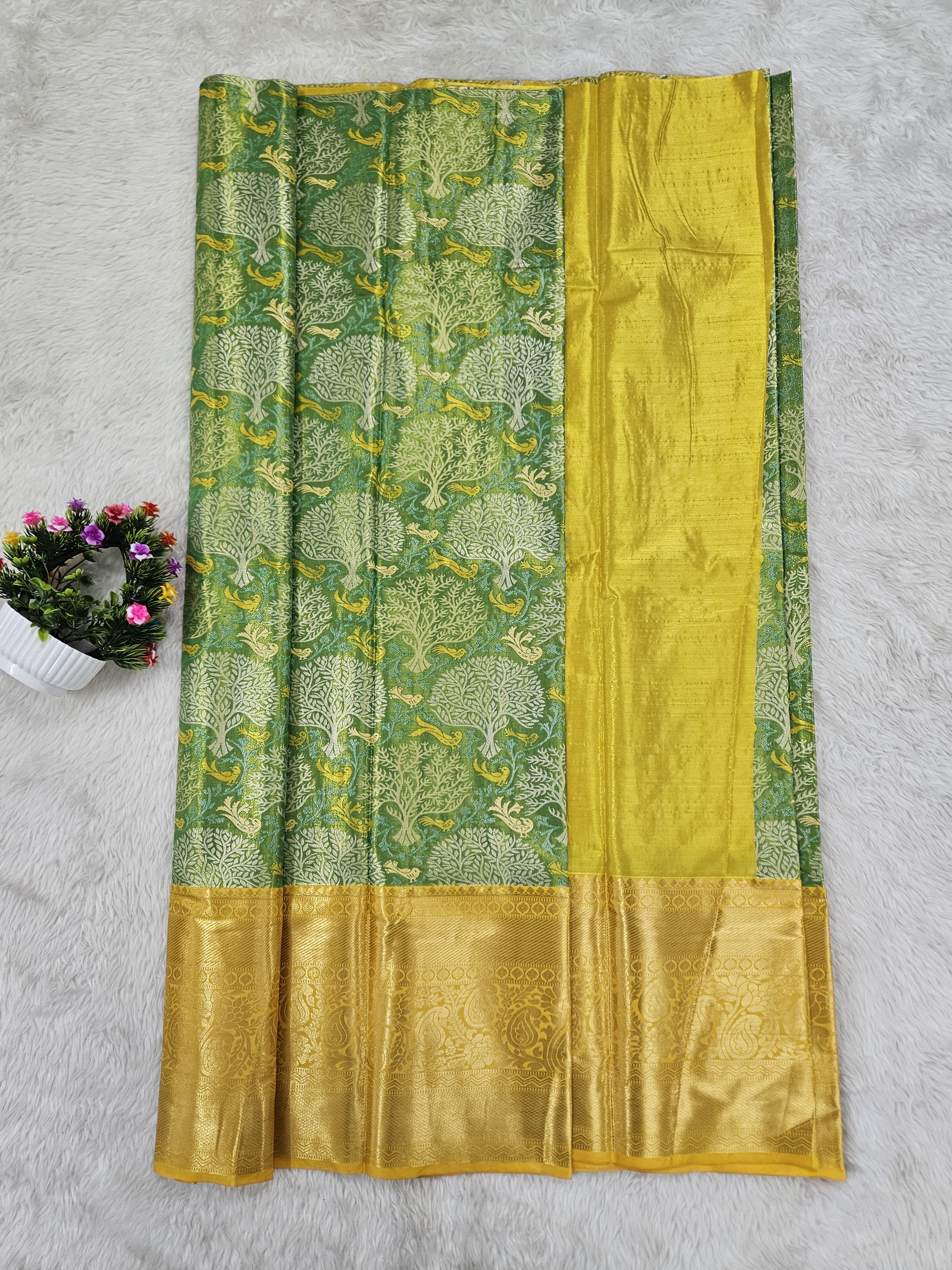 (10+ Year) Lehenga – Unstitched (Blouse + Material)