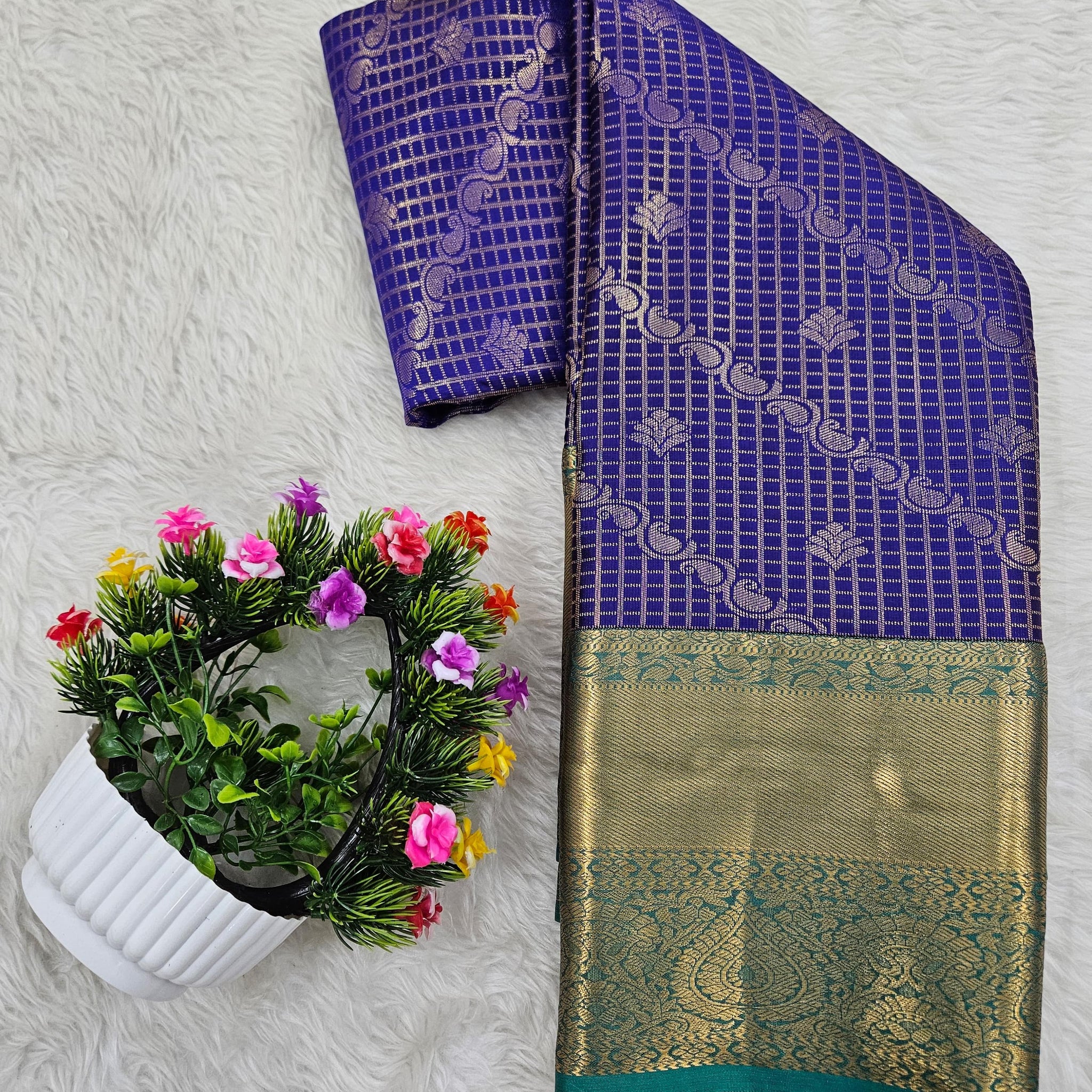 Semi kanchipattu saree