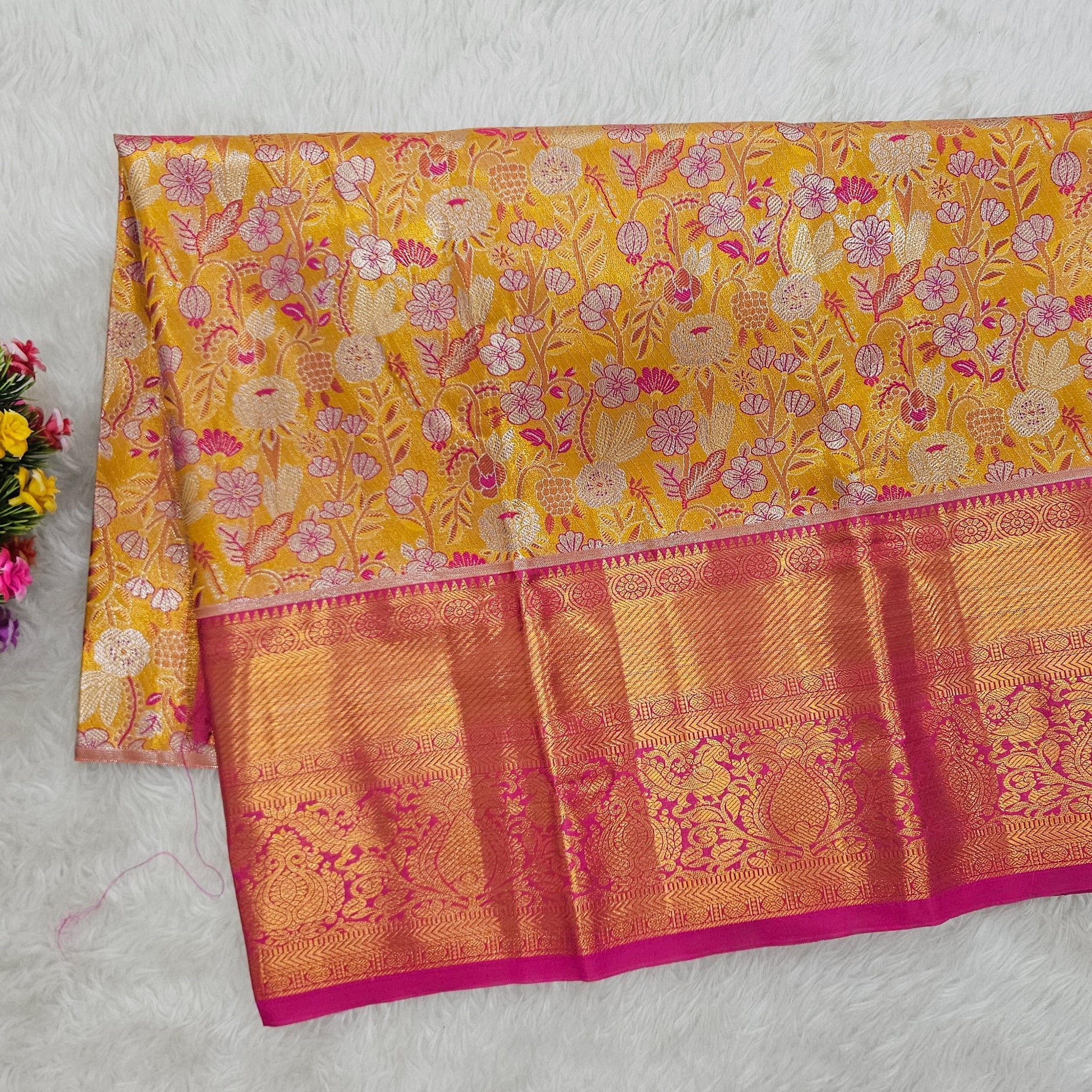 (2–5  Year) Lehenga – Unstitched (Blouse + Material)