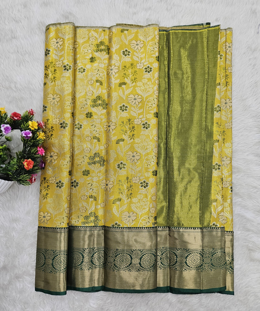 (2–5  Year) Lehenga – Unstitched (Blouse + Material)