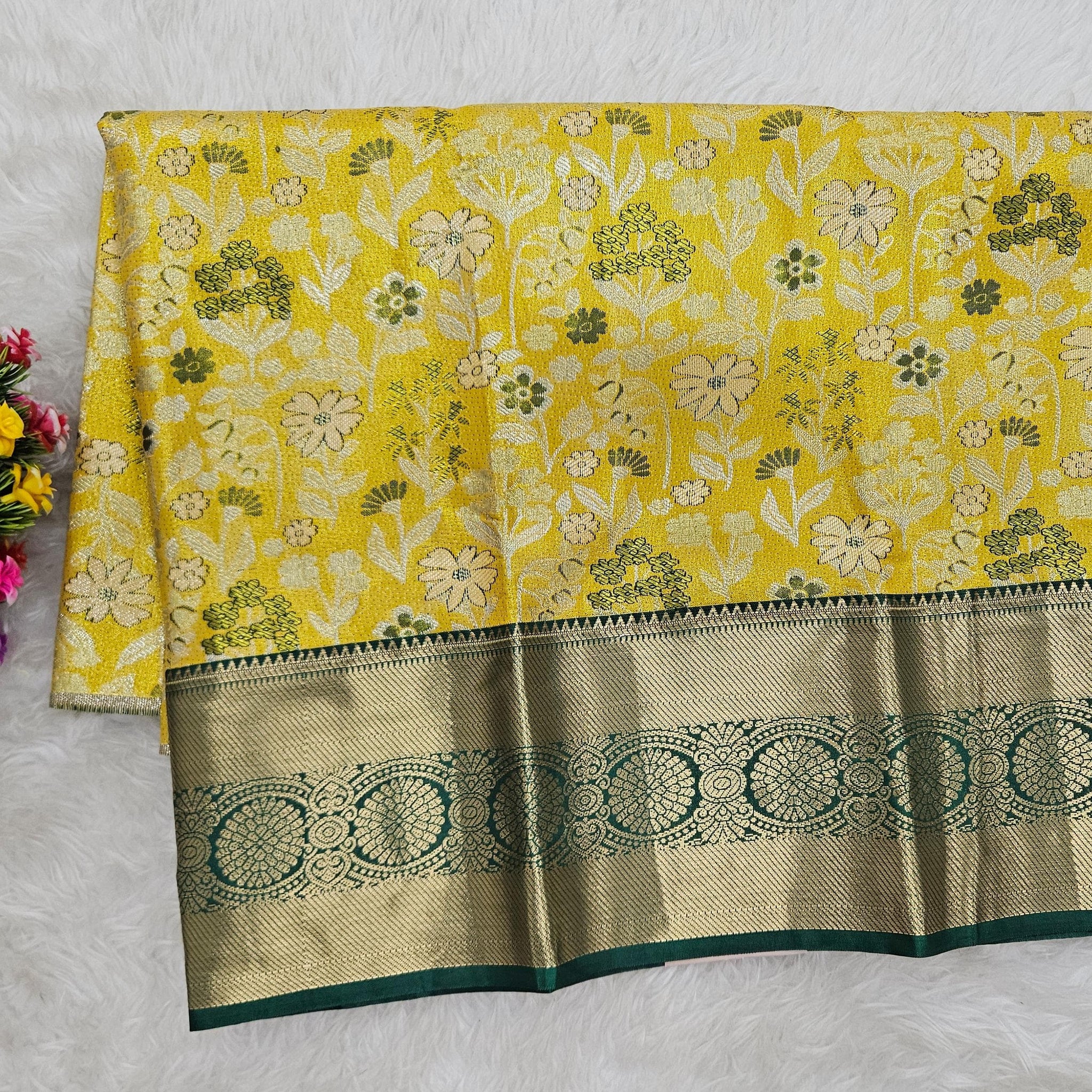 (2–5  Year) Lehenga – Unstitched (Blouse + Material)