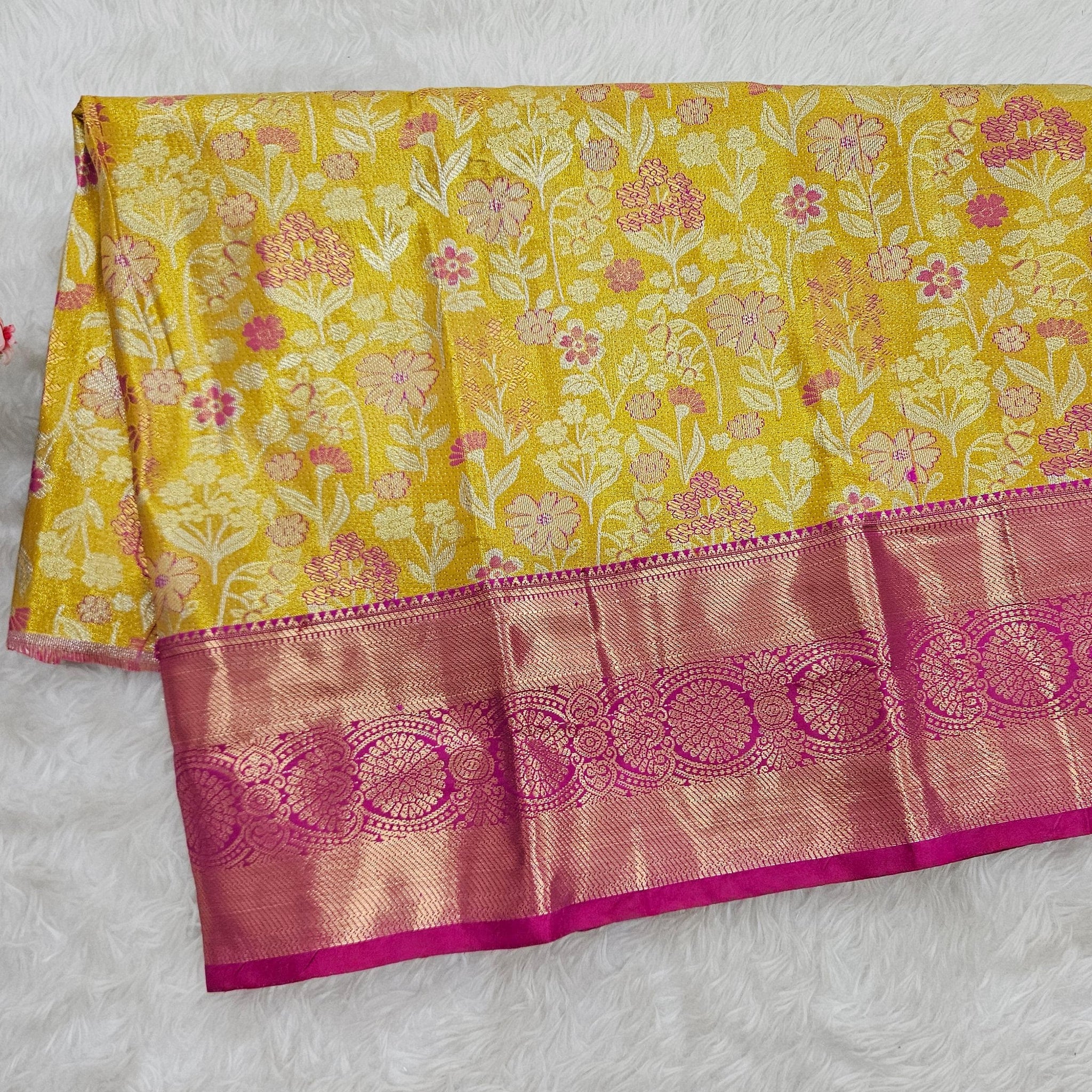 (2–5  Year) Lehenga – Unstitched (Blouse + Material)