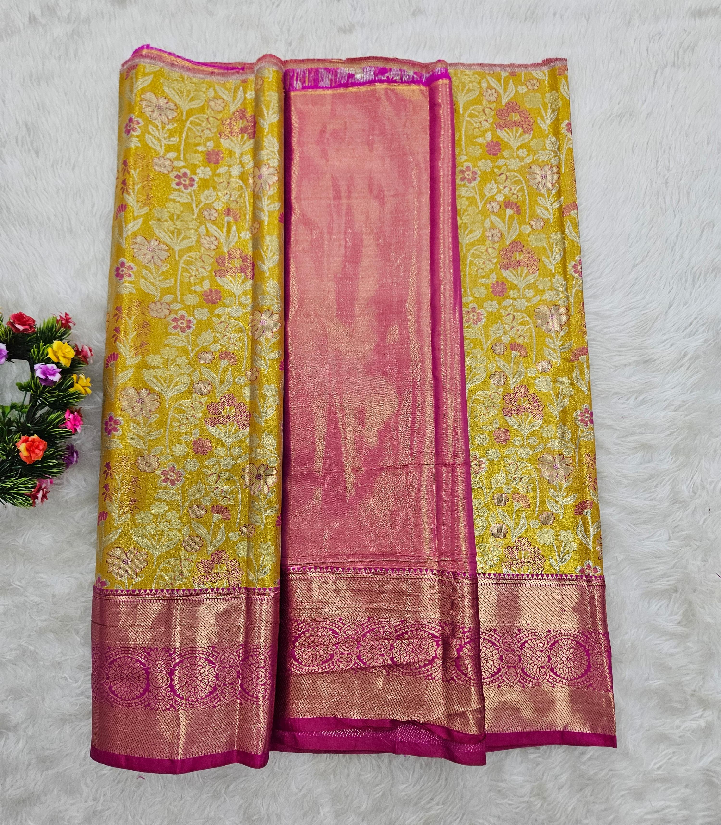 (2–5  Year) Lehenga – Unstitched (Blouse + Material)