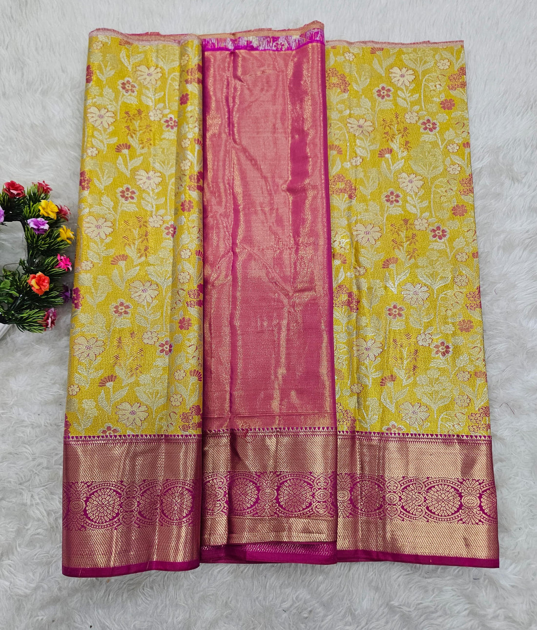 (2–5  Year) Lehenga – Unstitched (Blouse + Material)