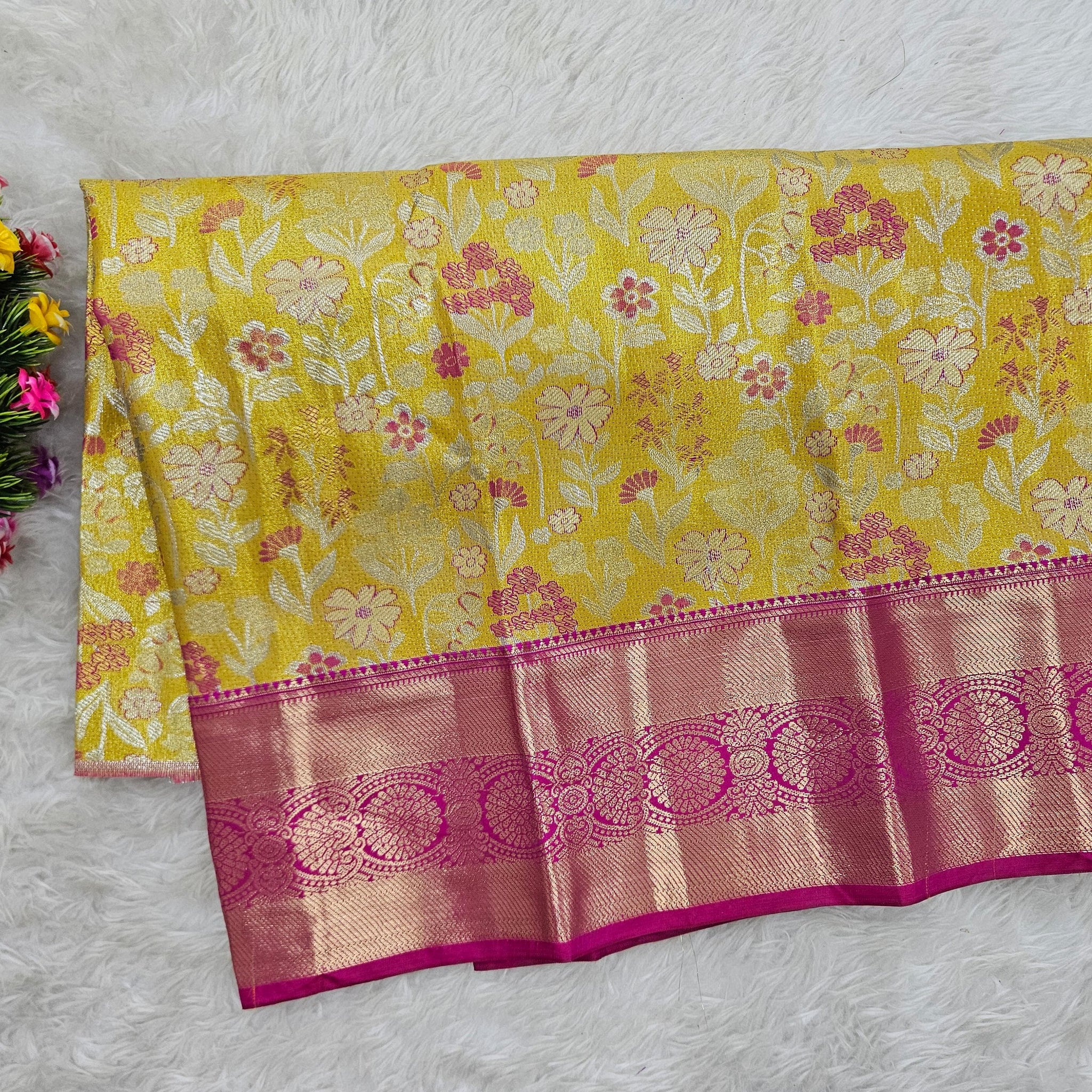 (2–5  Year) Lehenga – Unstitched (Blouse + Material)