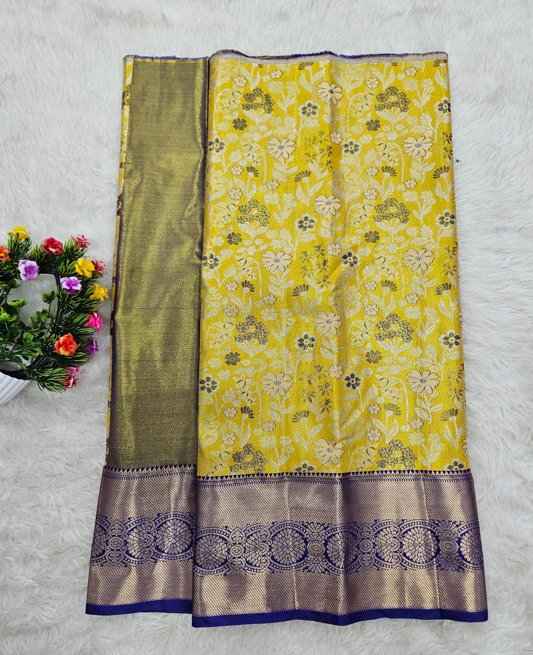 (2–5  Year) Lehenga – Unstitched (Blouse + Material)