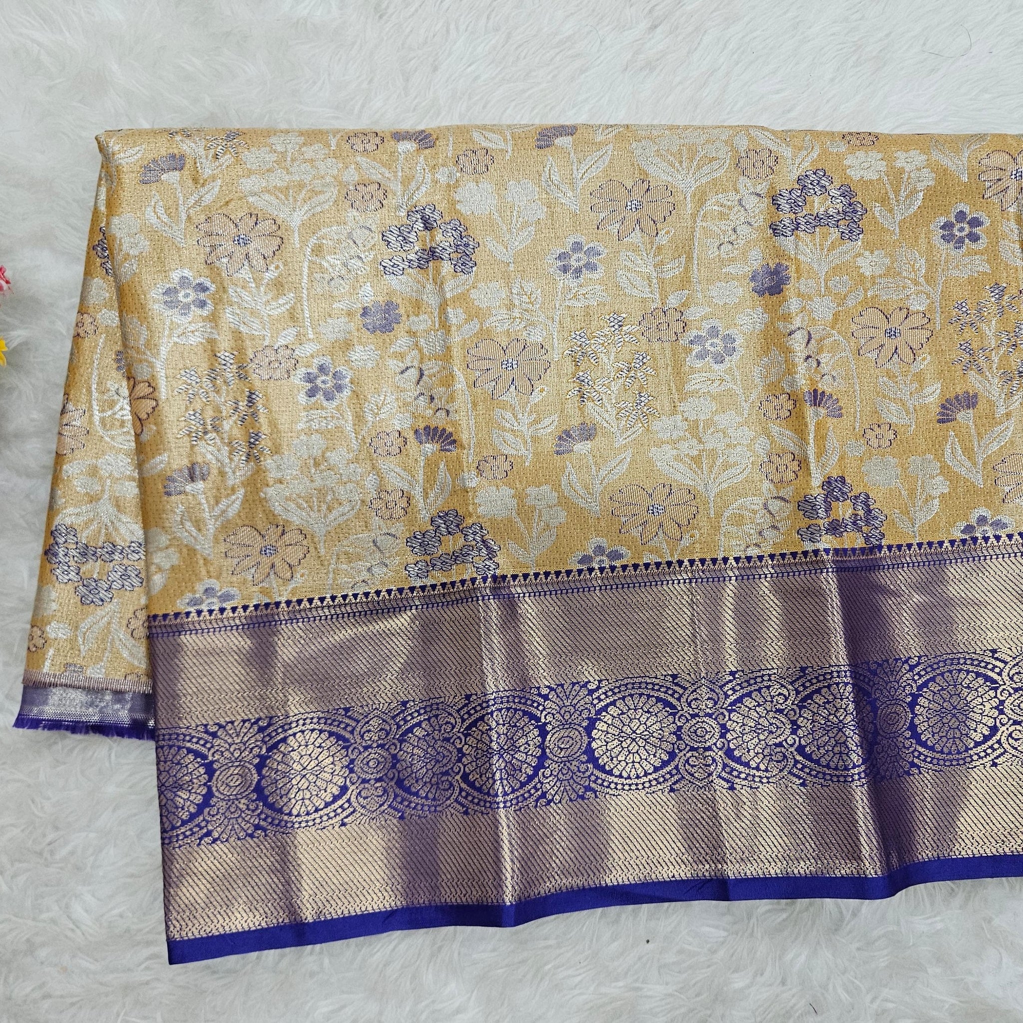 (2–5  Year) Lehenga – Unstitched (Blouse + Material)