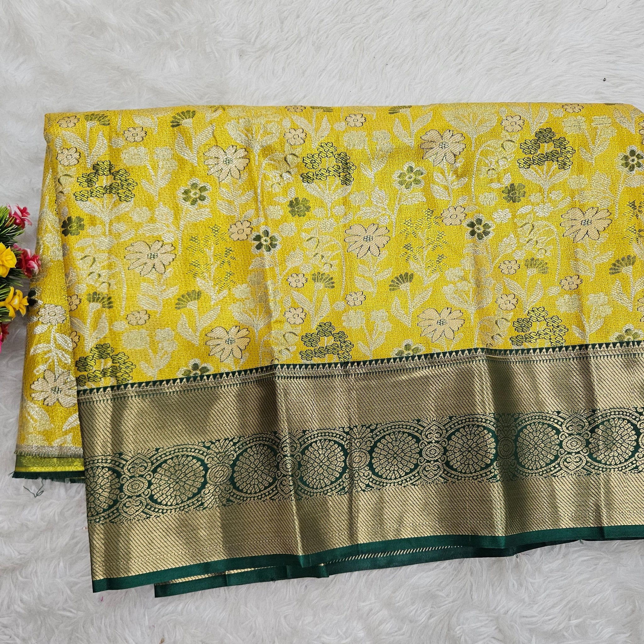 (2–5  Year) Lehenga – Unstitched (Blouse + Material)