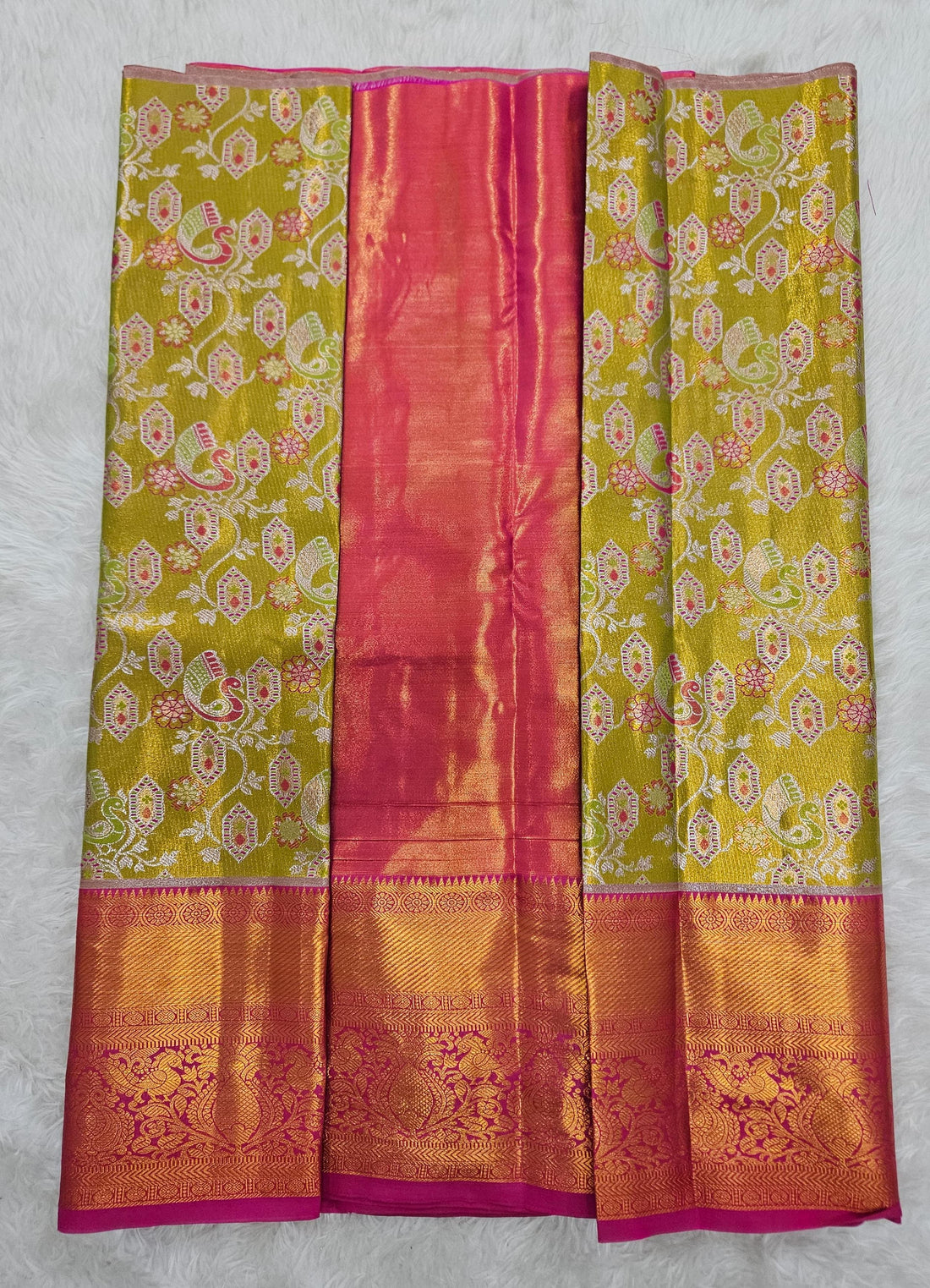 (2–5  Year) Lehenga – Unstitched (Blouse + Material)