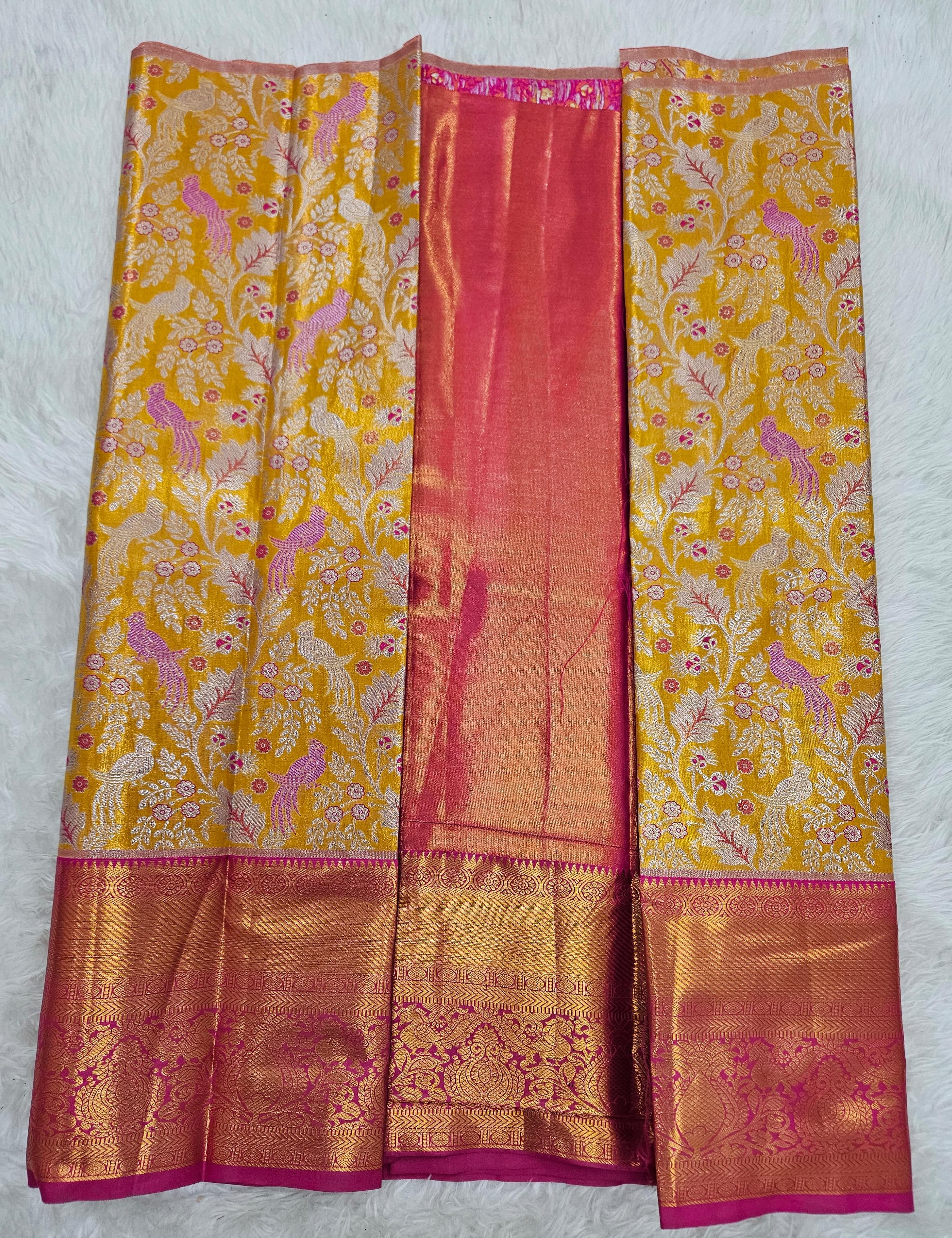 (2–5  Year) Lehenga – Unstitched (Blouse + Material)