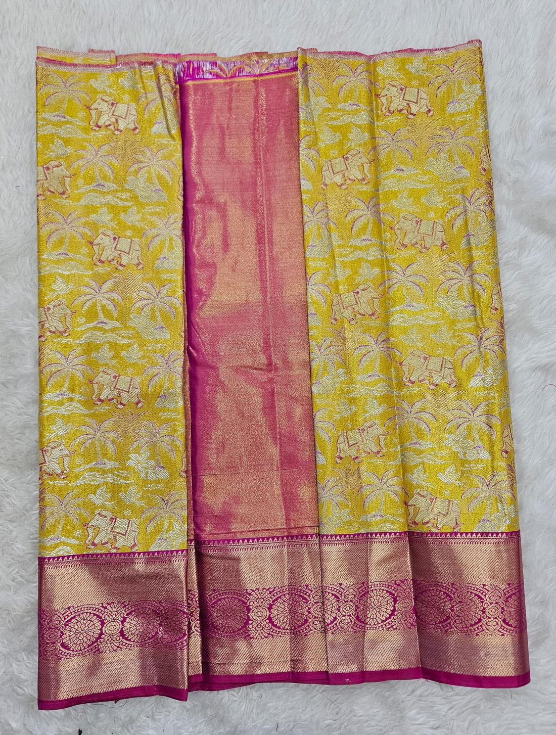 (2–5  Year) Lehenga – Unstitched (Blouse + Material)