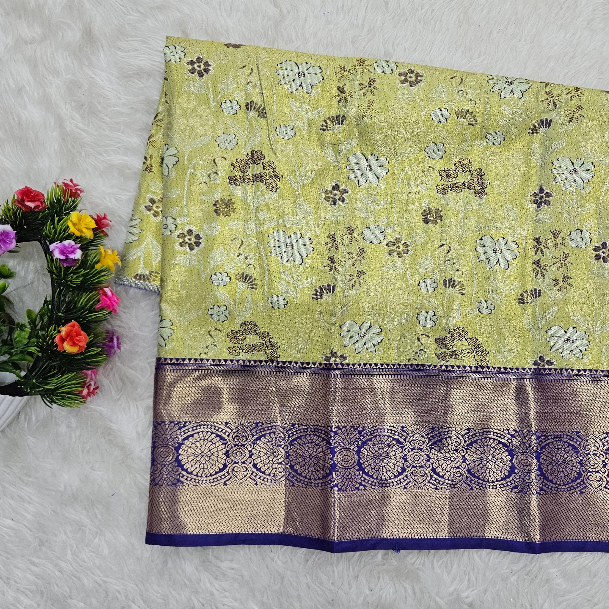 (2–5  Year) Lehenga – Unstitched (Blouse + Material)