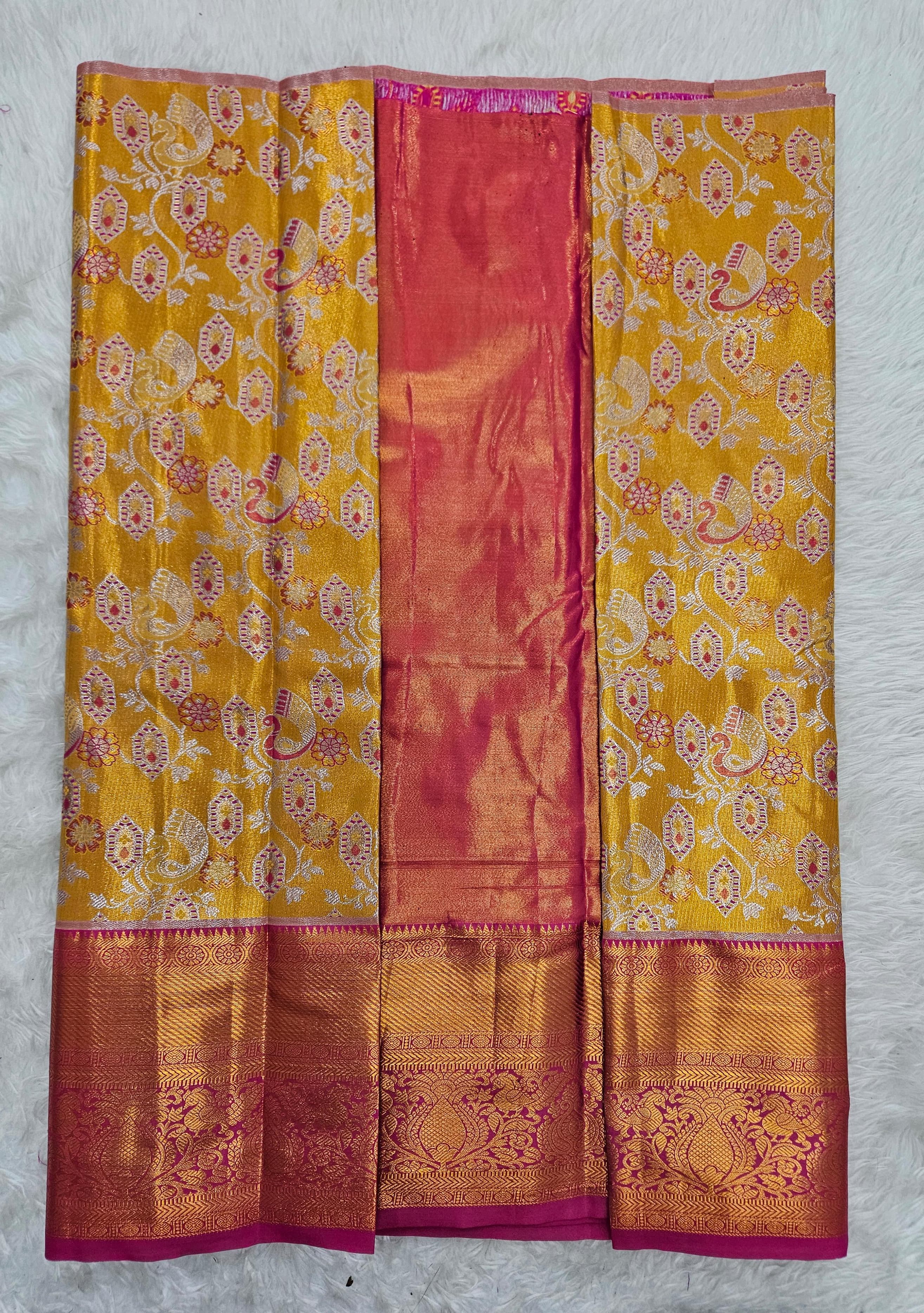 (2–5  Year) Lehenga – Unstitched (Blouse + Material)